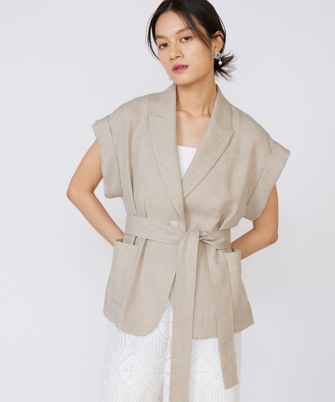 【イネド/INED】のフレンチスリーブジャケット インテリア・キッズ・メンズ・レディースファッション・服の通販 founy(ファニー) 　ファッション　Fashion　レディースファッション　Fashion for Women　アウター　Coat / Outerwear Collection　レディースジャケット・軽アウター　Jackets　ジャケット　Jacket, Outerwear　スリーブ　Sleeve, Long Sleeve / Short Sleeve　フレンチ　French, French Style　ボックス　Boxy, Box Shape　ボトム　Bottoms, Lower Wear　ポケット　Pocket, Pocket Detail　ベージュ|ID: prp329100004687561 ipo3291000000033849464
