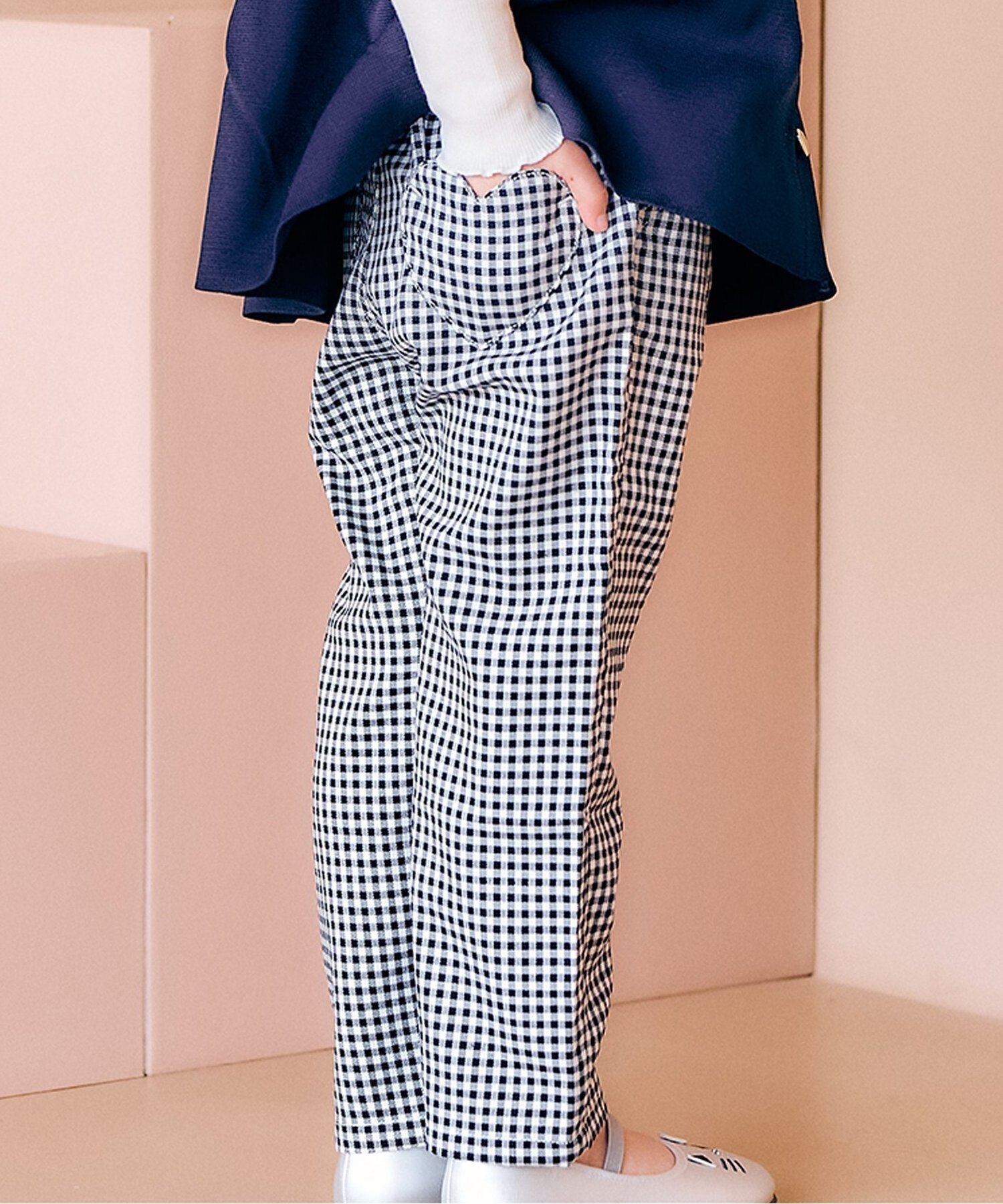 【エフオー オンラインストア/F.O.Online Store / KIDS】のハートポケットきゅんパンツ 10分丈 インテリア・キッズ・メンズ・レディースファッション・服の通販 founy(ファニー) ファッション Fashion キッズファッション Fashion for Kids ボトムス Bottoms ストレッチ Stretch, Stretchy Fabric ストレート Straight, Straight Cut 人気 Popular, Best Seller フリル Frill, Ruffle ブリーチ Bleach, Washed Finish ポケット Pocket, Pocket Detail ユーズド Used, Vintage-Look A/W・秋冬 Autumn/Winter チェック柄|ID: prp329100004687666 ipo3291000000034602775