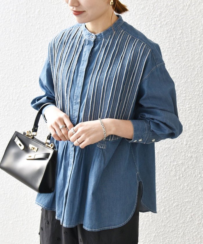 【シップス フォー ウィメン/SHIPS】の【WEB限定】SHIPS any 洗濯機可能 デニム シーム バンドカラー シャツ ブラウス インテリア・キッズ・メンズ・レディースファッション・服の通販 founy(ファニー) https://founy.com/ ファッション Fashion レディースファッション Fashion for Women トップス・カットソー Cut & Sew Tops シャツ・ブラウス・オフィスカジュアル Elegant Blouses & Button-Ups 洗える Machine Washable セットアップ Set-Up, Coordinated Outfit チュニック Tunic, Long Top デニム Denim, Jeans Material おすすめ Recommended / Our Picks 2025年 2025 2025-2026秋冬・A/W Autumn/Winter 2025–26 AW25–26 |ID: prp329100004687726 ipo3291000000034852739