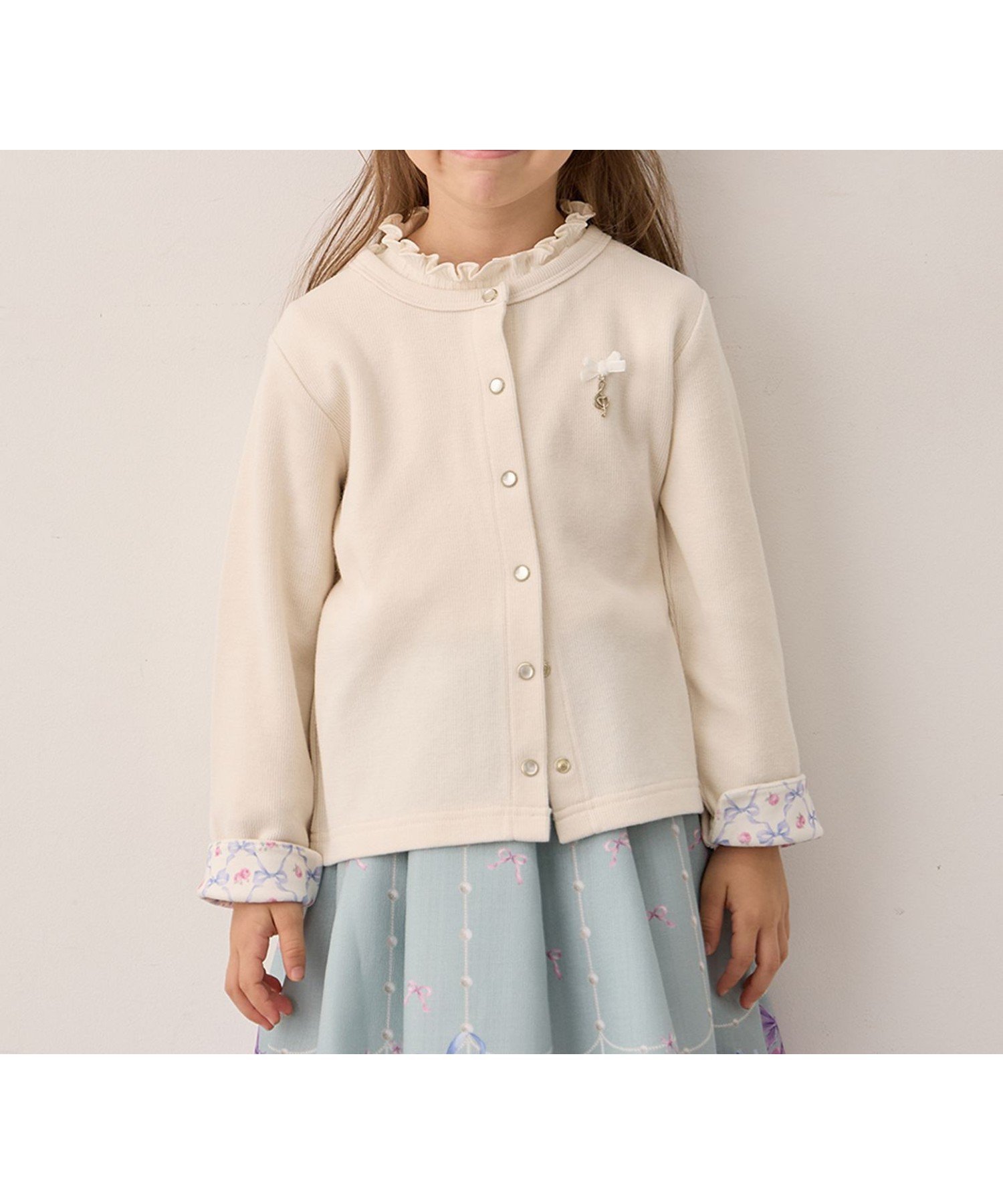 【エニー/ANY / KIDS】のまいにちスナップカーディガン インテリア・キッズ・メンズ・レディースファッション・服の通販 founy(ファニー) 　ファッション　Fashion　キッズファッション　Fashion for Kids　カーディガン　Cardigan, Knitwear　シンプル　Simple, Minimal　チャーム　Charm, Pendant　ポケット　Pocket, Pocket Detail　リボン　Ribbon, Bow　ワンポイント　One Point, Statement Accent　エクリュ[002]|ID: prp329100004687773 ipo3291000000034124013