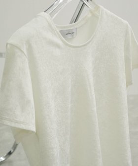 【アダム エ ロペ/ADAM ET ROPE'】のクラッシュベロアTシャツ 人気、トレンドファッション・服の通販 founy(ファニー) ファッション Fashion レディースファッション Fashion for Women トップス・カットソー Cut & Sew Tops シャツ・ブラウス・オフィスカジュアル Elegant Blouses & Button-Ups ロングTシャツ・Tシャツ Longline T-Shirts & Tees ベロアトップス Velour Tops / Velvet-Look Items アクセサリー Fashion Accessories 春 Spring 洗える Machine Washable クラッシュ Distressed, Crashed Style コンパクト Compact, Small Size シンプル Simple, Minimal ストレッチ Stretch, Stretchy Fabric スリーブ Sleeve, Long Sleeve / Short Sleeve ドレープ Drape, Draping Fabric ハーフ Half, Half-Length ベロア Velour, Soft Velvet ボトム Bottoms, Lower Wear A/W・秋冬 Autumn/Winter S/S・春夏 SS, Spring/Summer, Warm Season 夏 Summer エレガント 上品 Elegant 2025年 2025 2025春夏・S/S Spring/Summer 2025 SS25 |ID:prp329100004688402