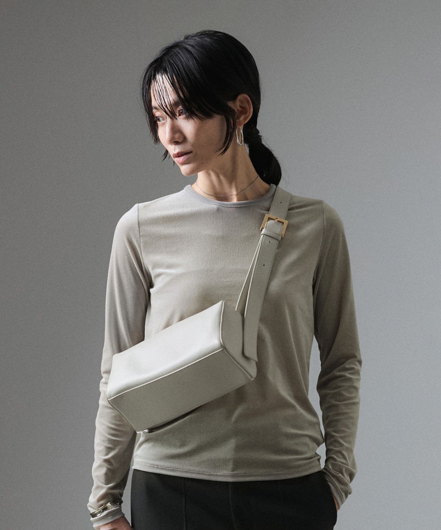 【サロン アダム エ ロペ/SALON adam et rope'】のシアーベロアクルーネックPO 人気、トレンドファッション・服の通販 founy(ファニー) 　ファッション　Fashion　レディースファッション　Fashion for Women　トップス・カットソー　Cut & Sew Tops　ベロアトップス　Velour Tops / Velvet-Look Items　アクセサリー　Fashion Accessories　インナー　Innerwear　シアー　Sheer, See-Through　ストレッチ　Stretch, Stretchy Fabric　トレンド　Trend, Trending Now　ベロア　Velour, Soft Velvet　エレガント 上品　Elegant　A/W・秋冬　Autumn/Winter　 other-1|ID: prp329100004688592 ipo3291000000034833548