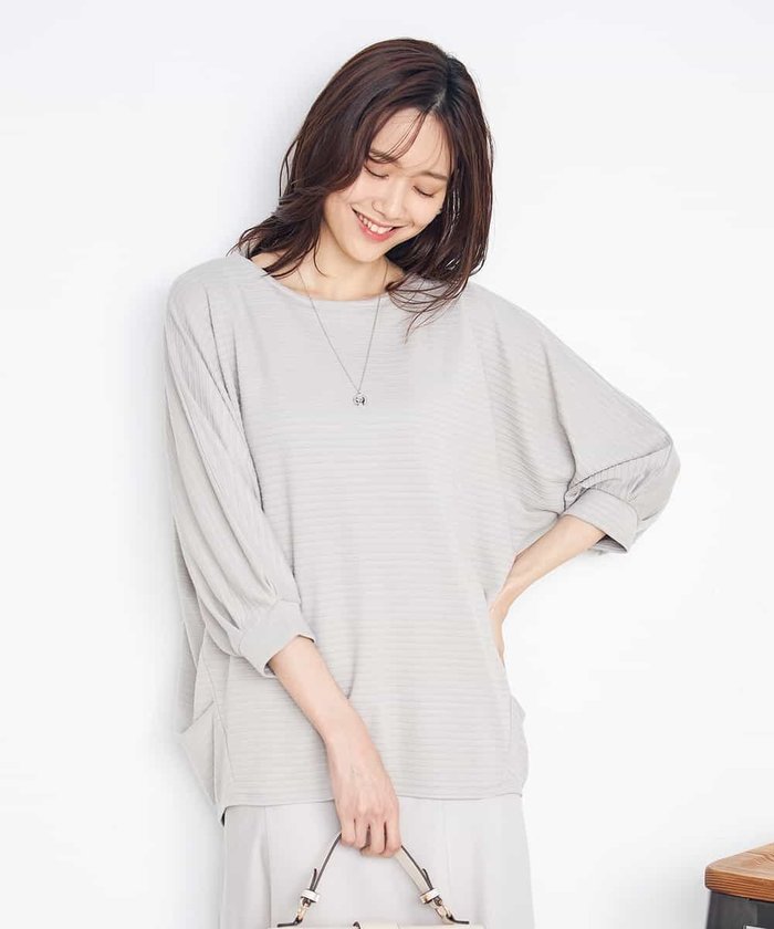 【アー ヴェー ヴェー/a.v.v】のドルマントップス インテリア・キッズ・メンズ・レディースファッション・服の通販 founy(ファニー) https://founy.com/ ファッション Fashion レディースファッション Fashion for Women トップス・カットソー Cut & Sew Tops 定番 Standard, Basic Item 人気 Popular, Best Seller フォルム Silhouette, Form 無地 Plain, Solid Color 再入荷 Restock / Back in Stock |ID: prp329100004688637 ipo3291000000033911643