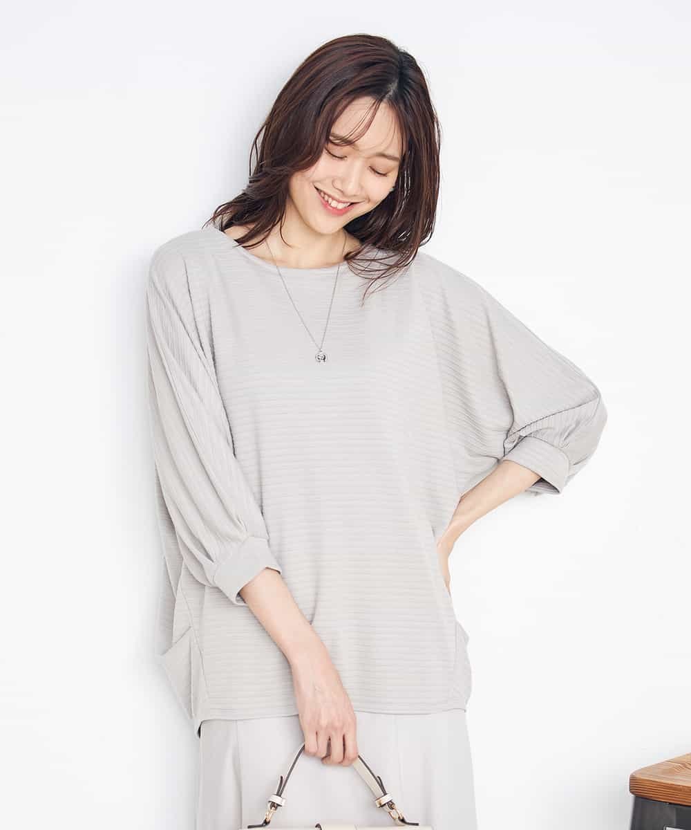 【アー ヴェー ヴェー/a.v.v】のドルマントップス インテリア・キッズ・メンズ・レディースファッション・服の通販 founy(ファニー) 　ファッション　Fashion　レディースファッション　Fashion for Women　トップス・カットソー　Cut & Sew Tops　定番　Standard, Basic Item　人気　Popular, Best Seller　フォルム　Silhouette, Form　無地　Plain, Solid Color　再入荷　Restock / Back in Stock　グレージュ|ID: prp329100004688637 ipo3291000000033911645