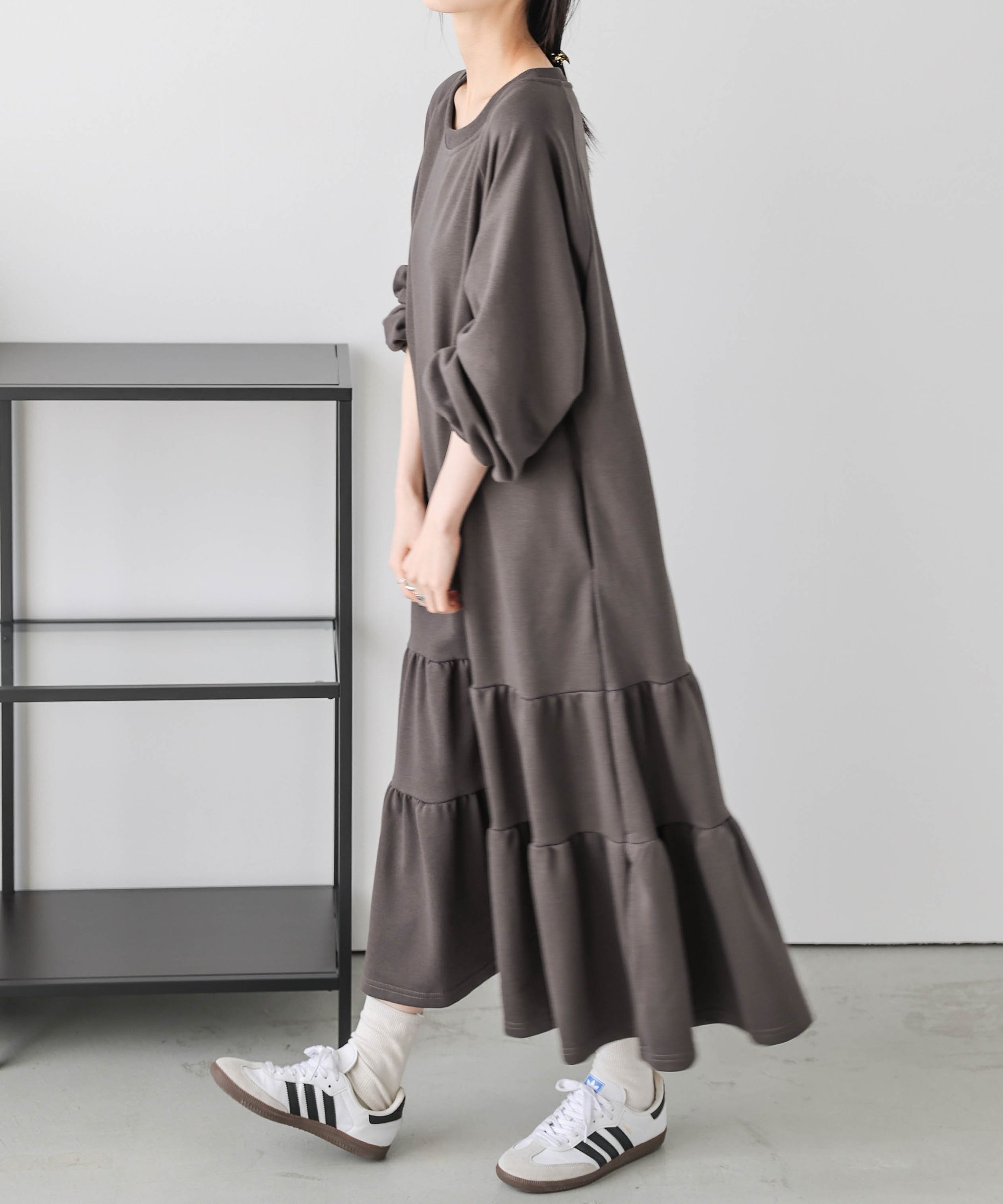 【ラジュール/Lajour】の日本製 スウェットロングワンピース インテリア・キッズ・メンズ・レディースファッション・服の通販 founy(ファニー) 　ファッション　Fashion　レディースファッション　Fashion for Women　ワンピース　Dresses　スウェット / スエット　Sweatshirt, Sweatwear　スリーブ　Sleeve, Long Sleeve / Short Sleeve　日本製　Made In Japan　チャコール|ID: prp329100004688827 ipo3291000000034263928