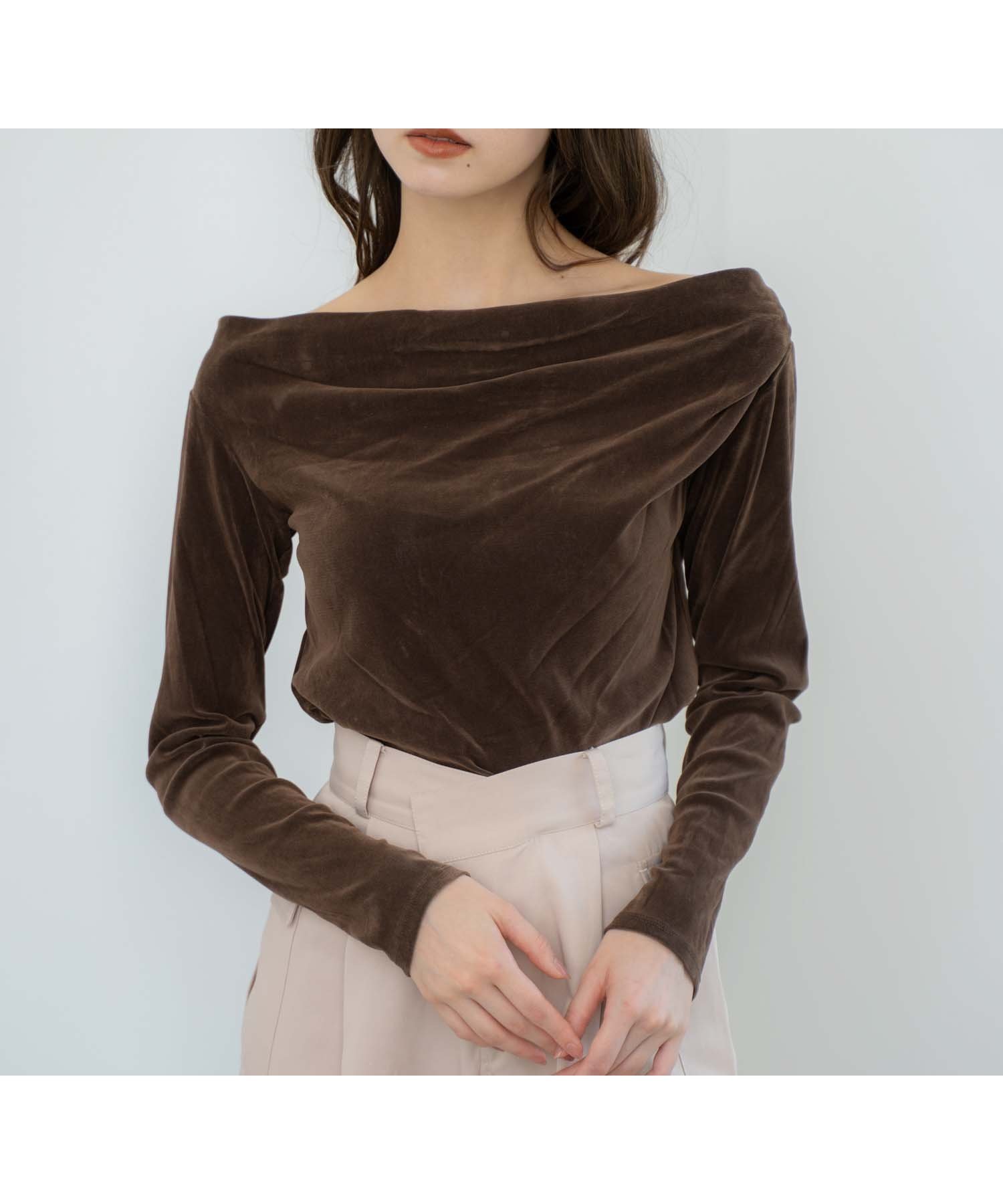 【ノエラ/Noela】のベロアドレープトップス インテリア・キッズ・メンズ・レディースファッション・服の通販 founy(ファニー) 　ファッション　Fashion　レディースファッション　Fashion for Women　トップス・カットソー　Cut & Sew Tops　ベロアトップス　Velour Tops / Velvet-Look Items　シンプル　Simple, Minimal　ベロア　Velour, Soft Velvet　ポケット　Pocket, Pocket Detail　メッシュ　Mesh, Net Fabric　チャ|ID: prp329100004688864 ipo3291000000034680230