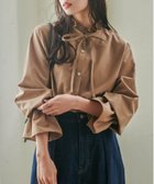 【ラナン/Ranan】のプチフリルリボン付きブラウス 人気、トレンドファッション・服の通販 founy(ファニー) ファッション Fashion レディースファッション Fashion for Women トップス・カットソー Cut & Sew Tops シャツ・ブラウス・オフィスカジュアル Elegant Blouses & Button-Ups シンプル Simple, Minimal スリーブ Sleeve, Long Sleeve / Short Sleeve フリル Frill, Ruffle ベーシック Basic, Essential ポケット Pocket, Pocket Detail リボン Ribbon, Bow おすすめ Recommended / Our Picks thumbnail ベージュ|ID: prp329100004688917 ipo3291000000035200644