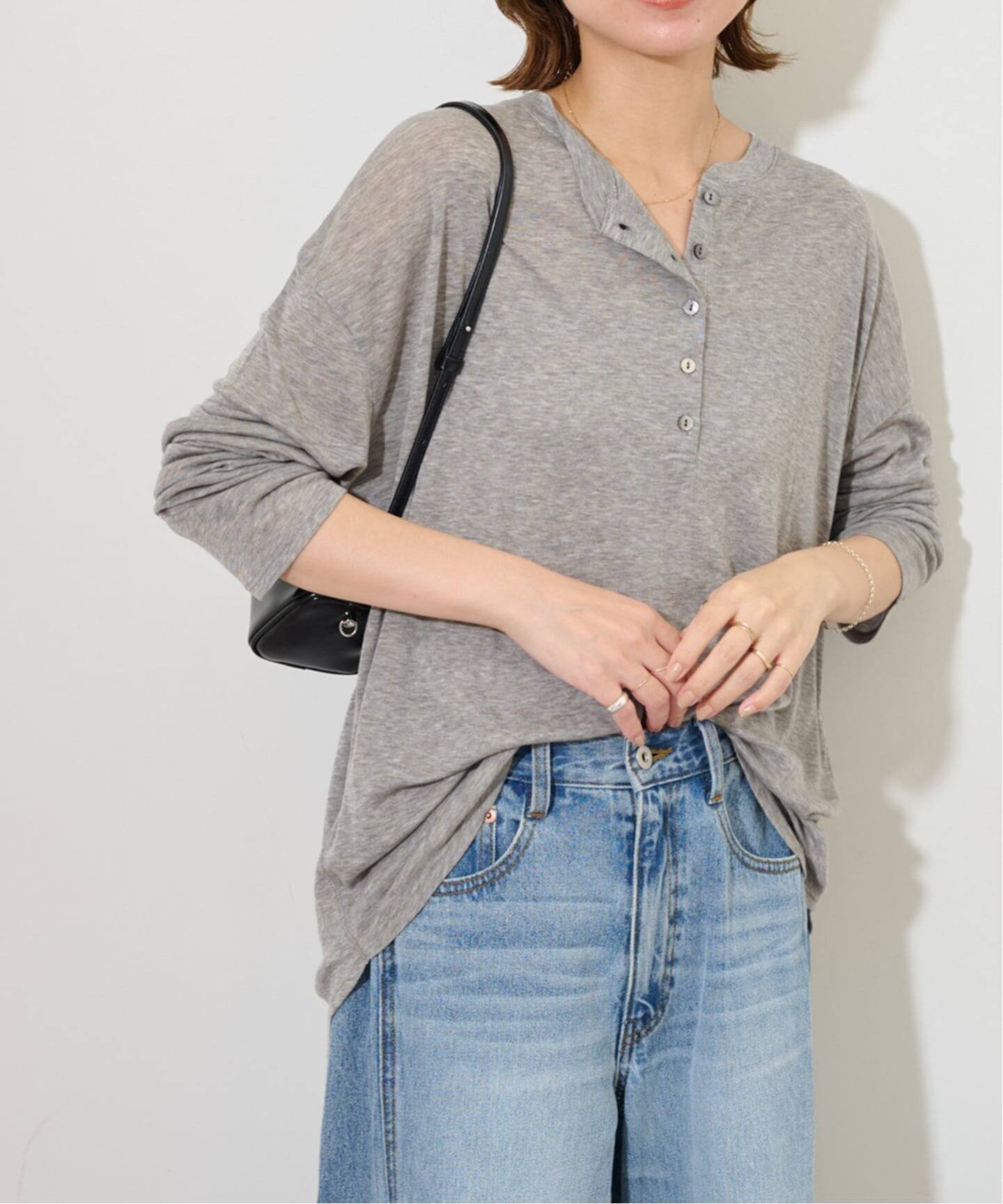 【ジャーナルスタンダード レリューム/JOURNAL STANDARD relume】のシアーヘンリープルオーバー インテリア・キッズ・メンズ・レディースファッション・服の通販 founy(ファニー) 　ファッション　Fashion　レディースファッション　Fashion for Women　トップス・カットソー　Cut & Sew Tops　カジュアルプルオーバー・ニットトップス　Pullovers & Knit Tops / Casual Pullovers　2025年　2025　2025-2026秋冬・A/W　Autumn/Winter 2025–26 AW25–26　インナー　Innerwear　シアー　Sheer, See-Through　ロング　Long, Long-Length　グレーA|ID: prp329100004689218 ipo3291000000033866023