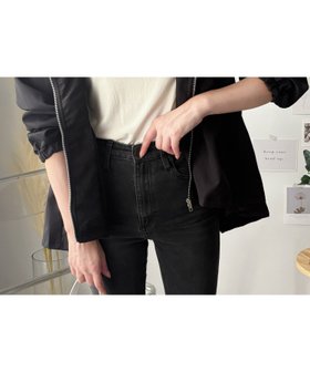 【アミュレット/Amulet】の【Amulet】ギャザー切り替えフードブルゾン 人気、トレンドファッション・服の通販 founy(ファニー) ファッション Fashion レディースファッション Fashion for Women アウター Coat / Outerwear Collection ブルゾンジャケット・スポーティアウター Blouson Jackets カットソー Cut and Sewn Top ギャザー Gathered, Ruffled シンプル Simple, Minimal ジップ Zip, Zipper デニム Denim, Jeans Material フェミニン Feminine, Girly ブルゾン Blouson, Bomber Jacket ミックス Mix, Mixed Style ロング Long, Long-Length |ID:prp329100004690090