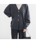 【アーバンリサーチ/URBAN RESEARCH】のVネックルーズカーディガン 人気、トレンドファッション・服の通販 founy(ファニー) ファッション Fashion レディースファッション Fashion for Women トップス・カットソー Cut & Sew Tops カーディガン・羽織り Layered Style Cardigans Vネックトップス V-Neck Tops / V-Cut Neckline Shirts 秋 Autumn カーディガン Cardigan, Knitwear ショルダー Shoulder, Shoulder Strap タンク Tank Top, Sleeveless Top ドロップ Drop Shoulder, Dropped Style パッチ Patch, Appliqué フロント Front, Front Design ポケット Pocket, Pocket Detail ルーズ Loose, Oversized ロング Long, Long-Length ワイド Wide, Wide Fit 冬 Winter / This Winter A/W・秋冬 Autumn/Winter 夏 Summer 2025年 2025 2025-2026秋冬・A/W Autumn/Winter 2025–26 AW25–26 thumbnail CHARCOAL|ID: prp329100004690331 ipo3291000000033988001
