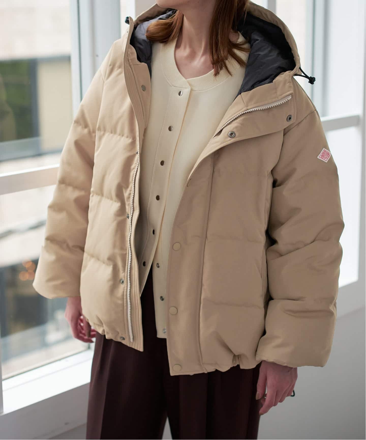 【スローブ イエナ/SLOBE IENA】のDANTON/ダントン POLYESTER DOWN DT-A0008 インテリア・キッズ・メンズ・レディースファッション・服の通販 founy(ファニー) 　ファッション　Fashion　レディースファッション　Fashion for Women　ショート　Short, Short Length　ジャケット　Jacket, Outerwear　スマート　Smart, Elegant　ダウン　Down, Puffer　ドローコード　Drawcord, Drawstring Cord　フランス　France, French　ブルゾン　Blouson, Bomber Jacket　ベージュ|ID: prp329100004690442 ipo3291000000034184081