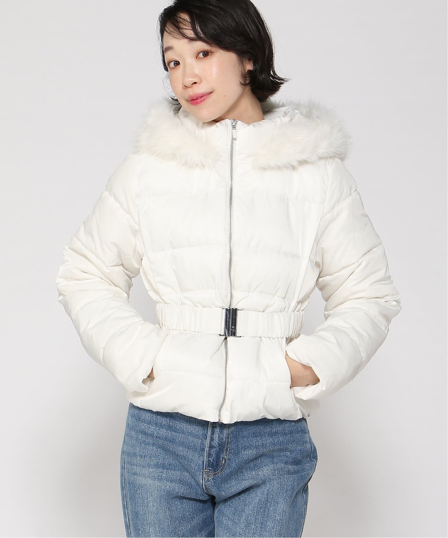 【イング/INGNI】のINGNI/ショート丈ベルト付ファー付エコダウンCT インテリア・キッズ・メンズ・レディースファッション・服の通販 founy(ファニー) 　ファッション　Fashion　レディースファッション　Fashion for Women　アウター　Coat / Outerwear Collection　ベルト&ウエストマーク　Belts & Waist Accessories　ショート　Short, Short Length　ダウン　Down, Puffer　オフホワイト|ID: prp329100004690528 ipo3291000000033873413