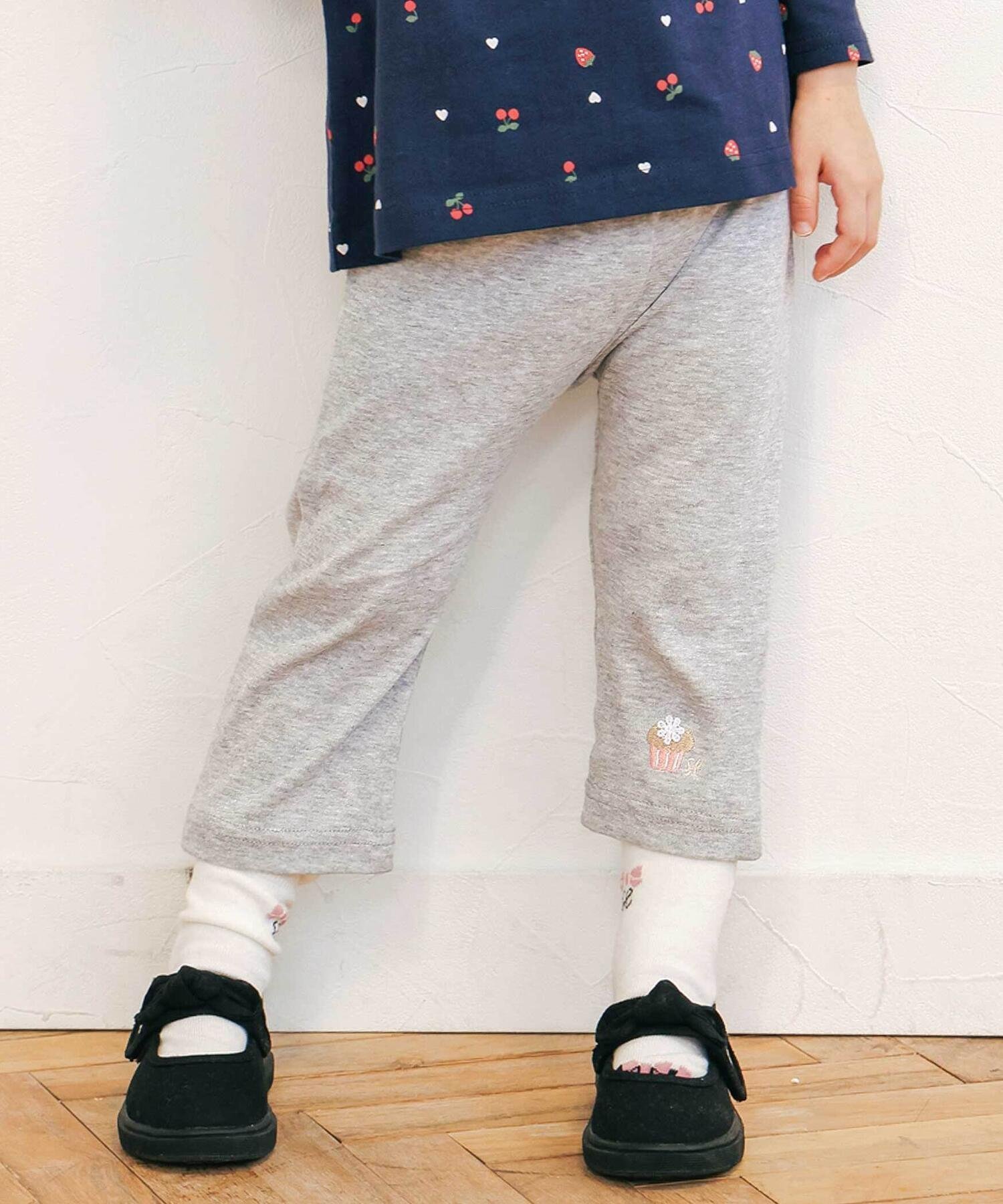 【ベベ オンライン ストア/BEBE ONLINE STORE / KIDS】の【スララク/防汚加工/オーガニックコットン】前後フリーで時短!パパパッと穿ける9分丈前向きパンツ(80~120cm) インテリア・キッズ・メンズ・レディースファッション・服の通販 founy(ファニー) 　ファッション　Fashion　キッズファッション　Fashion for Kids　ボトムス　Bottoms　アニマル　Animal Print　パープル　Purple, Violet　フレンチ　French, French Style　モチーフ　Motif, Design Theme　ワンポイント　One Point, Statement Accent　A/W・秋冬　Autumn/Winter　犬　Dog　エレガント 上品　Elegant　2025年　2025　2025-2026秋冬・A/W　Autumn/Winter 2025–26 AW25–26　杢グレー×スイーツ刺しゅう×リブ|ID: prp329100004690578 ipo3291000000034119811