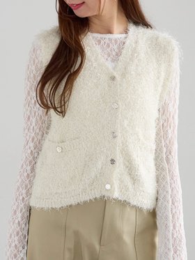 【テチチ/Te chichi】の金釦ポケットシャギーニットベスト 人気、トレンドファッション・服の通販 founy(ファニー) ファッション Fashion レディースファッション Fashion for Women アウター Coat / Outerwear Collection トップス・カットソー Cut & Sew Tops ニット Knit Tops & Sweaters ベスト&ジレ / 重ね着スタイル Vests & Gilets インナー Innerwear キャミソール Camisole, Spaghetti Strap Top シンプル Simple, Minimal タートル Turtleneck, Turtle Collar フロント Front, Front Design ベスト Vest, Waistcoat 冬 Winter / This Winter 秋 Autumn |ID:prp329100004690712