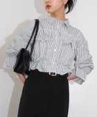 【アンドミー/andme】の無地 ストライプ ショート丈 フリル シャツ ブラウス Freesia フリージア 人気、トレンドファッション・服の通販 founy(ファニー) ファッション Fashion レディースファッション Fashion for Women トップス・カットソー Cut & Sew Tops シャツ・ブラウス・オフィスカジュアル Elegant Blouses & Button-Ups おすすめ Recommended / Our Picks シャーリング Shirring, Ruched ショート Short, Short Length ストライプ Stripe, Striped Pattern スリーブ Sleeve, Long Sleeve / Short Sleeve ビスチェ Bustier, Corset Top フリル Frill, Ruffle 無地 Plain, Solid Color 長袖 Long Sleeve, Full Sleeve thumbnail オフホワイト×ブラック|ID: prp329100004691071 ipo3291000000033876211