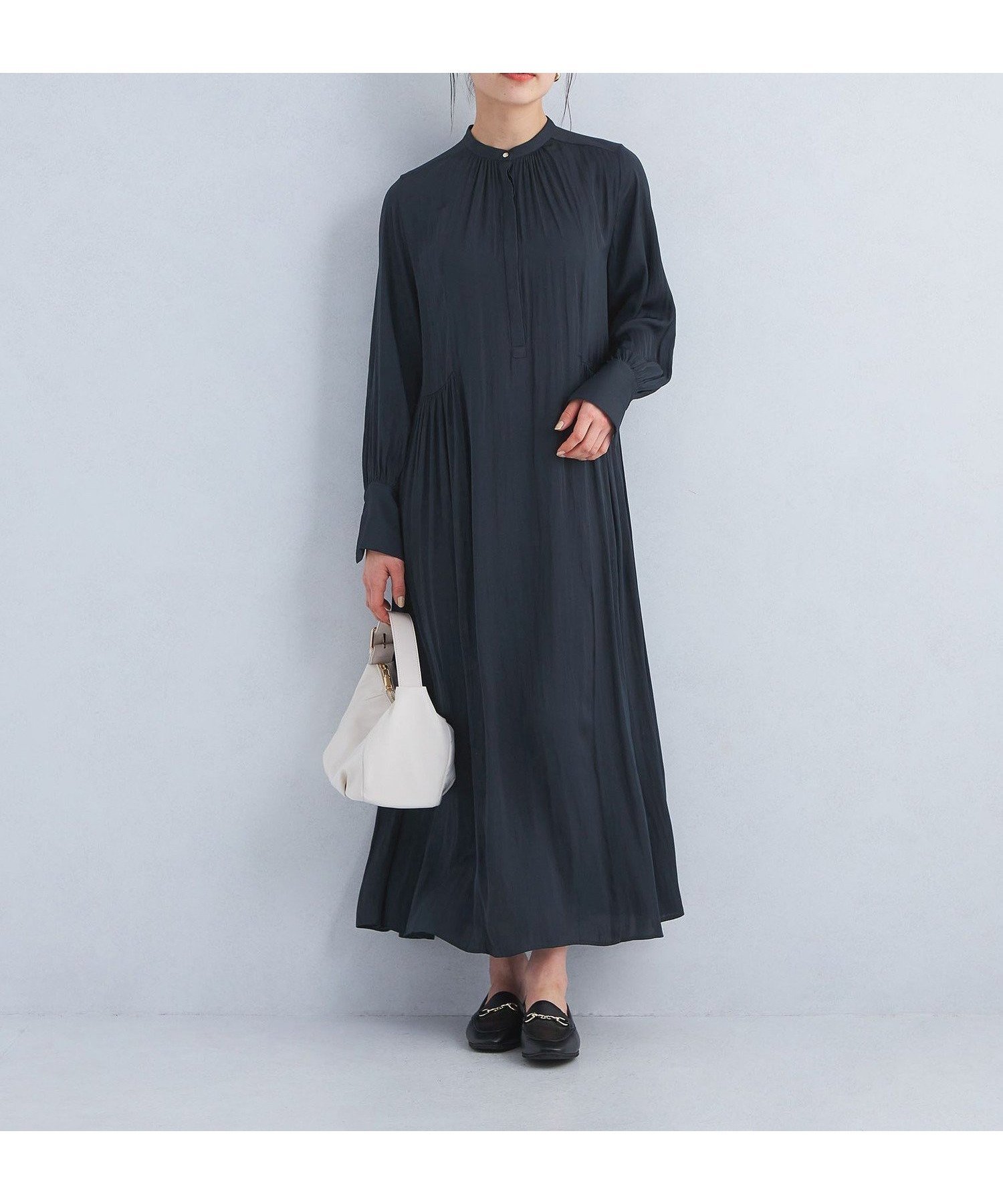 【ユナイテッドアローズ/UNITED ARROWS】のキリカエ ギャザー ワンピース 2 インテリア・キッズ・メンズ・レディースファッション・服の通販 founy(ファニー) 　ファッション　Fashion　レディースファッション　Fashion for Women　ワンピース　Dresses　春　Spring　ギャザー　Gathered, Ruffled　フロント　Front, Front Design　冬　Winter / This Winter　アウトレット　Outlet / Clearance　おすすめ　Recommended / Our Picks　エレガント 上品　Elegant　セレモニー　Ceremony　結婚式　Wedding　二次会　After Party　ビジネス 仕事 通勤　Business / Work / Commuting　NAVY|ID: prp329100004692015 ipo3291000000033881196