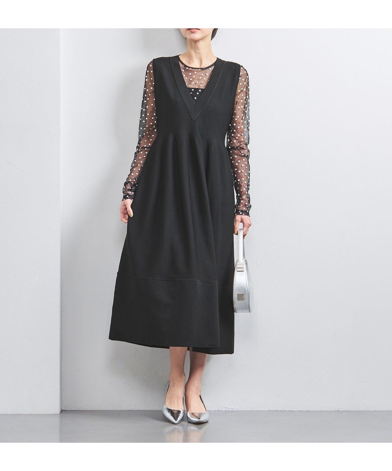 【ユナイテッドアローズ/UNITED ARROWS】のコサージュ ニット ワンピース インテリア・キッズ・メンズ・レディースファッション・服の通販 founy(ファニー) 　ファッション　Fashion　レディースファッション　Fashion for Women　ワンピース　Dresses　ニットワンピース　Knit Dresses　インナー　Innerwear　カットソー　Cut and Sewn Top　キャミソール　Camisole, Spaghetti Strap Top　ダウン　Down, Puffer　フィット　Fit, Slim Fit　フレア　Flare, Flared　アウトレット　Outlet / Clearance　おすすめ　Recommended / Our Picks　BLACK|ID: prp329100004692034 ipo3291000000033881280