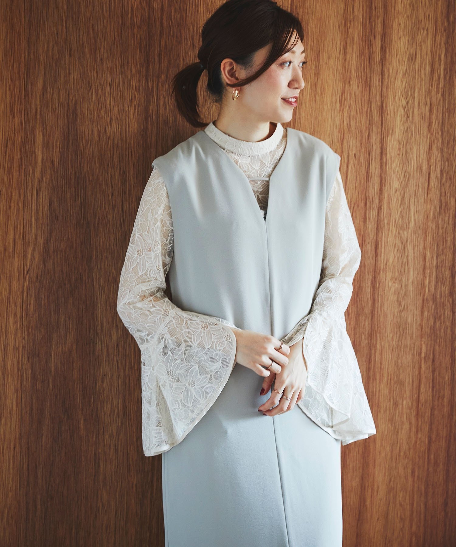 【ルクールブラン/le.coeur blanc】のベルスリーブスリットドレス 人気、トレンドファッション・服の通販 founy(ファニー) 　ファッション　Fashion　レディースファッション　Fashion for Women　ワンピース　Dresses　フォーマル・パーティードレス・結婚式用ドレス　Elegant & Casual Dresses　シンプル　Simple, Minimal　スリット　Slit, Slit Detail　スリーブ　Sleeve, Long Sleeve / Short Sleeve　ドレス　Dress, One-Piece　フレア　Flare, Flared　フロント　Front, Front Design　レース　Lace, Lace Fabric　おすすめ　Recommended / Our Picks　エレガント 上品　Elegant　結婚式　Wedding　 other-1|ID: prp329100004692115 ipo3291000000033881610