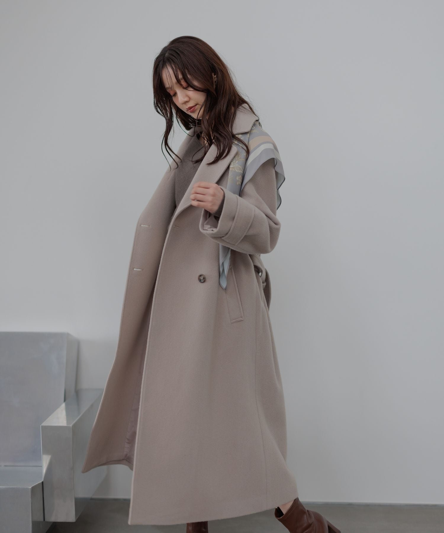 【アンデミュウ/Andemiu】のメルトンウールスタンドロングコート インテリア・キッズ・メンズ・レディースファッション・服の通販 founy(ファニー) 　ファッション　Fashion　レディースファッション　Fashion for Women　アウター　Coat / Outerwear Collection　コート・ロングコート・ピーコート　Long Coats, Peacoats & More　エレガント 上品　Elegant　スタンド　Stand Collar, Upright Stand　チェスター　Chester, Chester Coat　メルトン　Melton, Heavy Wool　ロング　Long, Long-Length　ベージュ|ID: prp329100004692295 ipo3291000000033882448