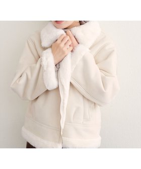 【ナチュラルクチュール/natural couture】のフェイクファームートンブルゾン 人気、トレンドファッション・服の通販 founy(ファニー) ファッション Fashion レディースファッション Fashion for Women アウター Coat / Outerwear Collection ブルゾンジャケット・スポーティアウター Blouson Jackets コンパクト Compact, Small Size シンプル Simple, Minimal ジップ Zip, Zipper スニーカー Sneakers, Trainers デニム Denim, Jeans Material なめらか Smooth, Silky Texture バランス Balance, Style Balance フェイクファー Faux Fur, Imitation Fur フェミニン Feminine, Girly ブルゾン Blouson, Bomber Jacket ポケット Pocket, Pocket Detail 防寒 Cold Protection, Winter-Ready ムートン Shearling, Mouton おすすめ Recommended / Our Picks 旅行 Travel エレガント 上品 Elegant 2025年 2025 2025-2026秋冬・A/W Autumn/Winter 2025–26 AW25–26 |ID:prp329100004692398