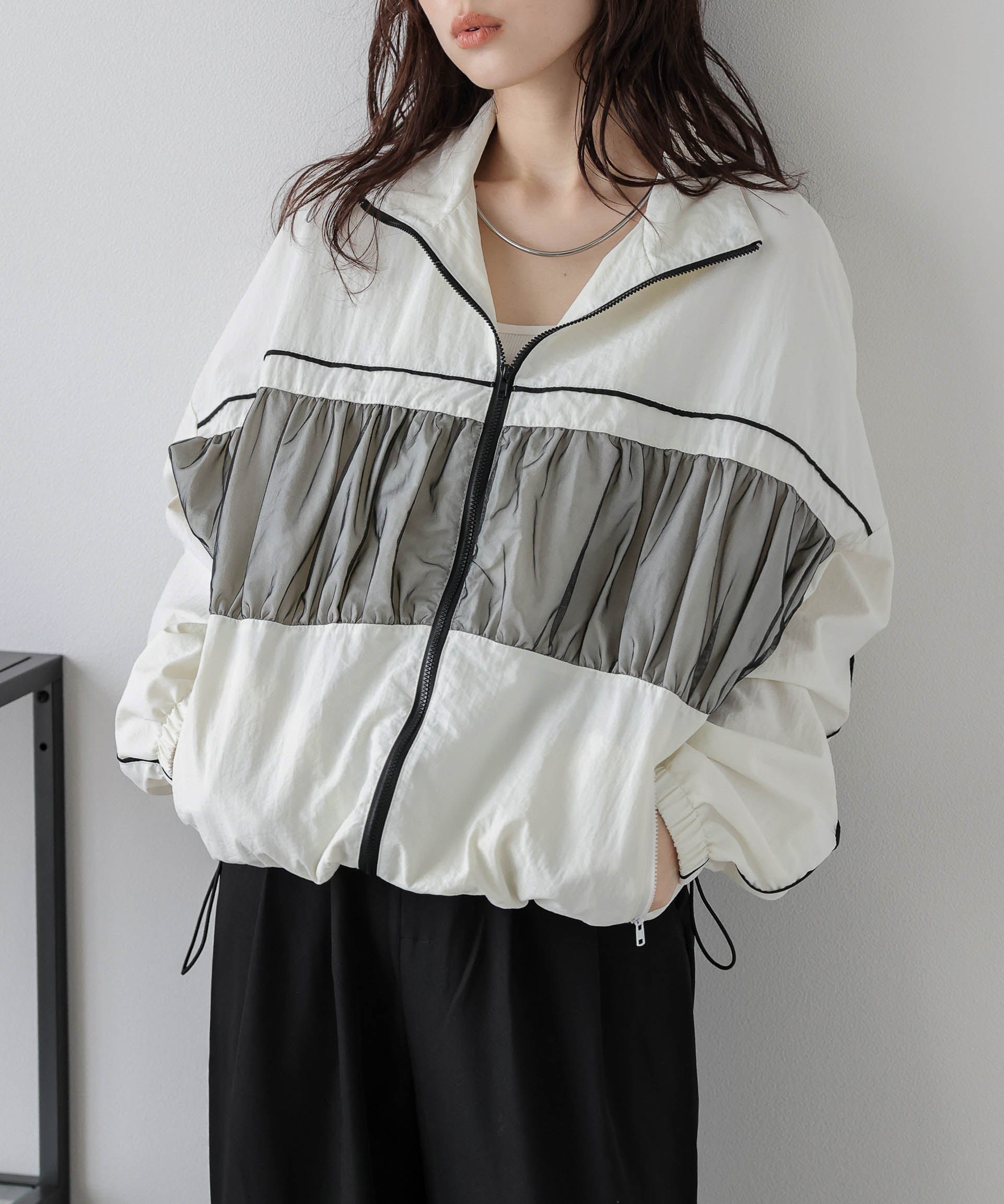 【ラジュール/Lajour】のチュールドッキング トラックジャケット 人気、トレンドファッション・服の通販 founy(ファニー) 　ファッション　Fashion　レディースファッション　Fashion for Women　アウター　Coat / Outerwear Collection　レディースジャケット・軽アウター　Jackets　おすすめ　Recommended / Our Picks　アウトドア　Outdoor Clothing　ギャザー　Gathered, Ruffled　ショルダー　Shoulder, Shoulder Strap　ジャケット　Jacket, Outerwear　スポーツ　Sports, Activewear　チュール　Tulip, Tulip Motif　ドッキング　Docking, Mixed Material　ドロップ　Drop Shoulder, Dropped Style　パイピング　Piping, Trim Design　フィット　Fit, Slim Fit　ワッシャー　Washer, Crinkled Finish　 other-1|ID: prp329100004692501 ipo3291000000033883664