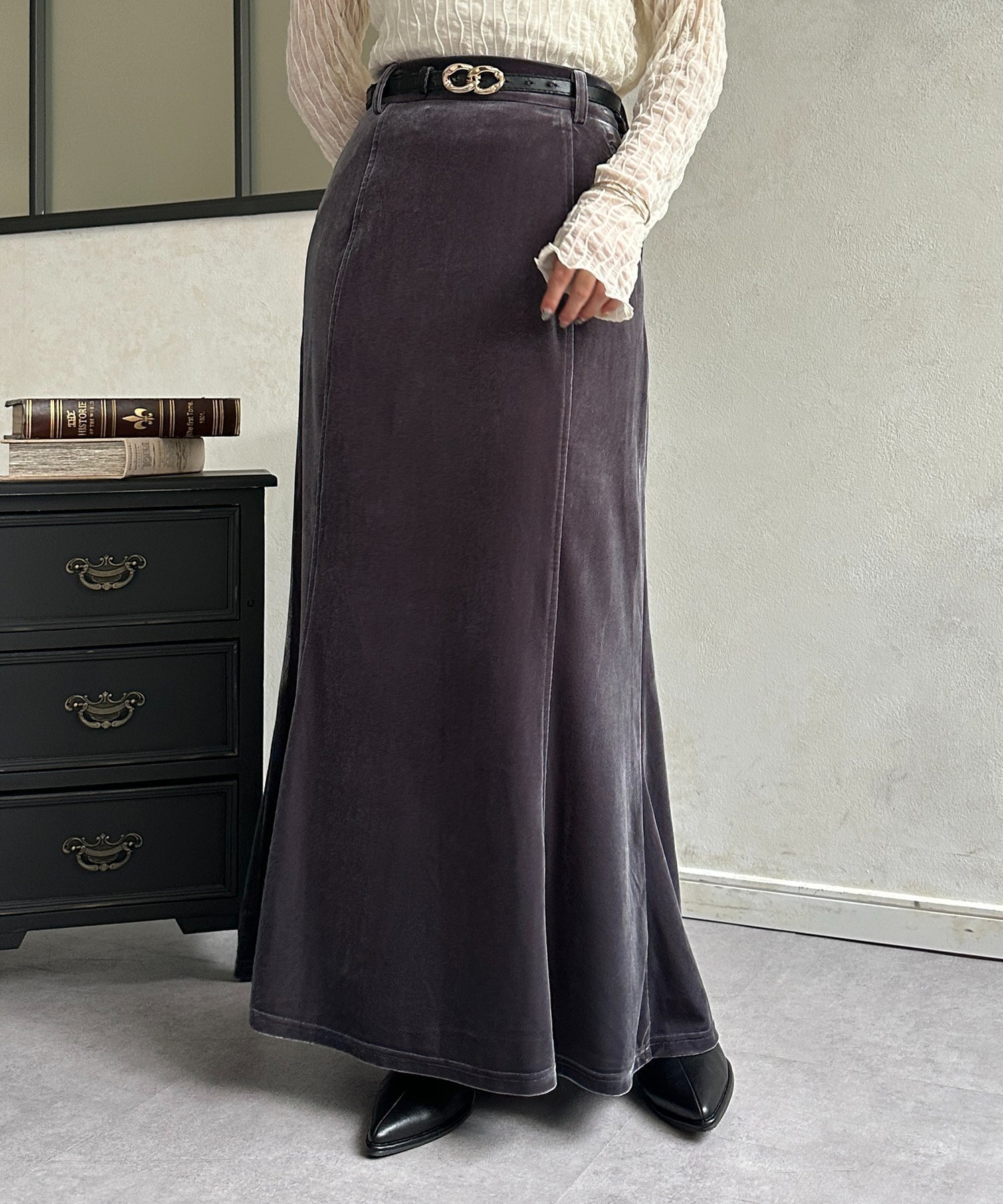 【ゼヴォン/Thevon】のベロアマーメイドスカート インテリア・キッズ・メンズ・レディースファッション・服の通販 founy(ファニー) 　ファッション　Fashion　レディースファッション　Fashion for Women　スカート　Skirts　2025年　2025　2025-2026秋冬・A/W　Autumn/Winter 2025–26 AW25–26　ベロア　Velour, Soft Velvet　ワンポイント　One Point, Statement Accent　人気　Popular, Best Seller　抗菌　Antibacterial, Bacteria-Resistant　グレー|ID: prp329100004692676 ipo3291000000033884526