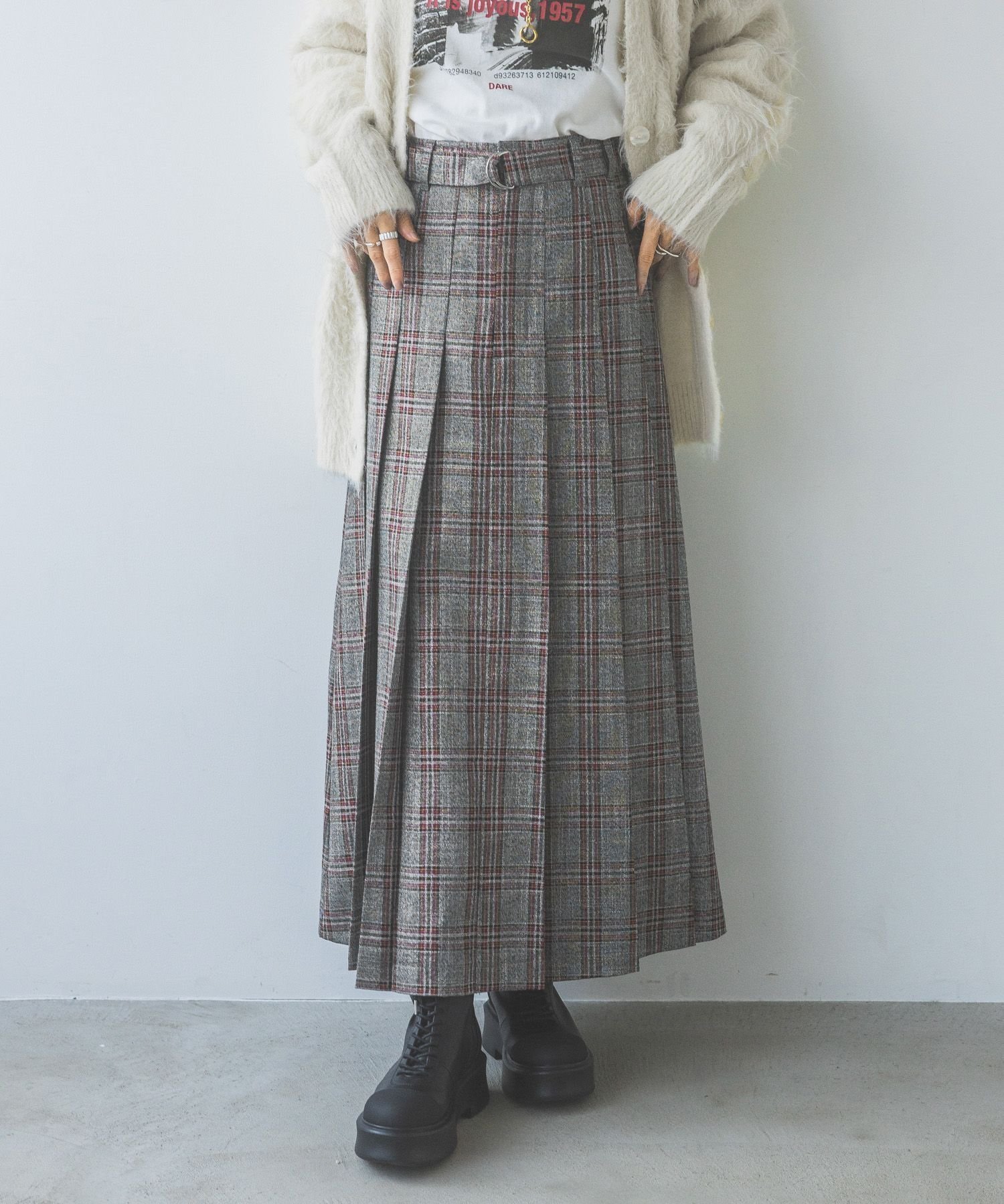 【ジーナシス/JEANASiS】のベルトツキラメチェックロングスカート 人気、トレンドファッション・服の通販 founy(ファニー) 　ファッション　Fashion　レディースファッション　Fashion for Women　スカート　Skirts　ロングスカート　Long Skirts / Maxi & Midi Skirts　ベルト&ウエストマーク　Belts & Waist Accessories　おすすめ　Recommended / Our Picks　コーティング　Coating, Coated Finish　ジップ　Zip, Zipper　チェック　Check, Plaid, Tartan　プリーツ　Pleats, Pleated　ボックス　Boxy, Box Shape　ロング　Long, Long-Length　 other-1|ID: prp329100004692793 ipo3291000000033885040