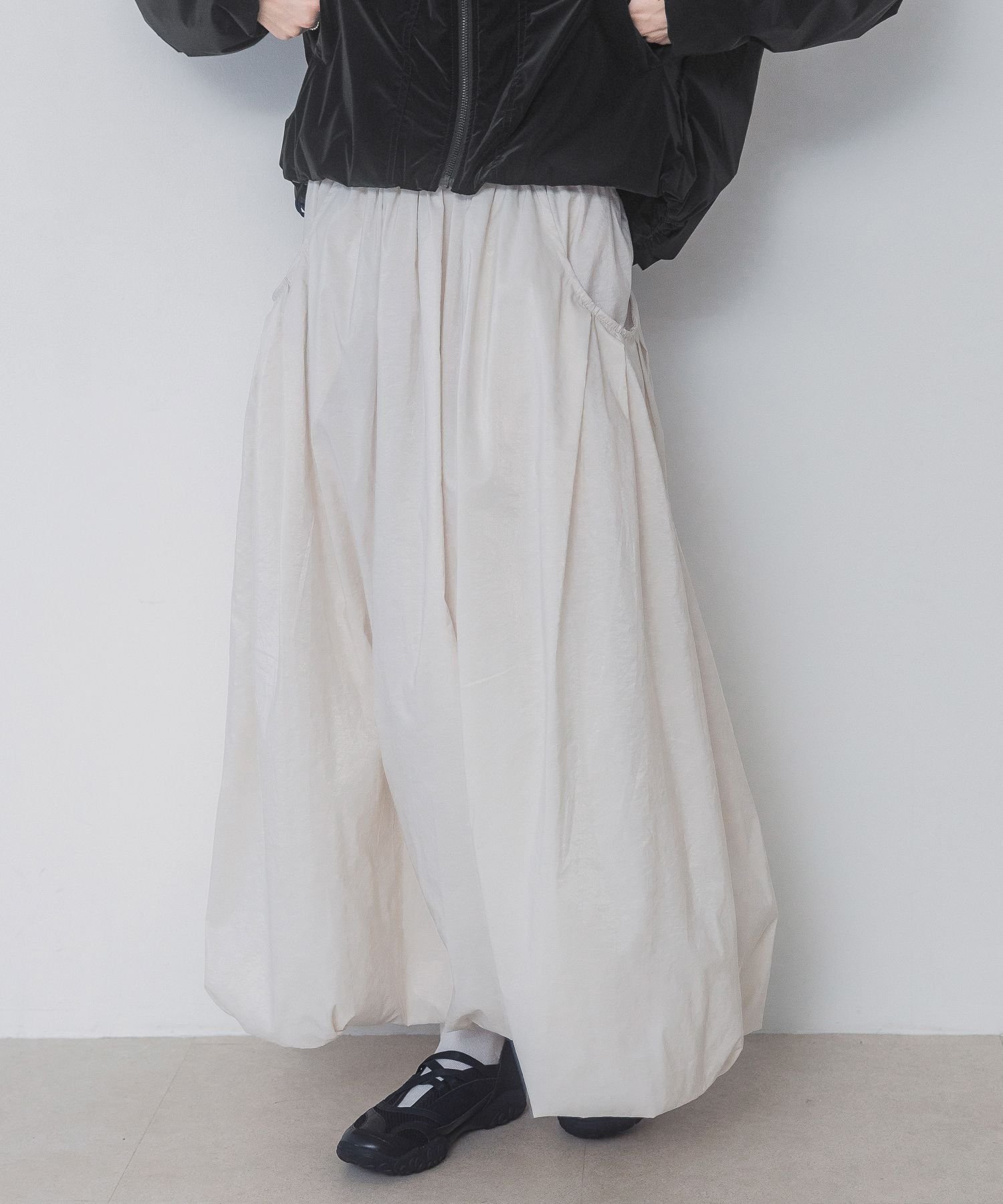 【ジーナシス/JEANASiS】のバルーンロングスカート インテリア・キッズ・メンズ・レディースファッション・服の通販 founy(ファニー) 　ファッション　Fashion　レディースファッション　Fashion for Women　スカート　Skirts　ロングスカート　Long Skirts / Maxi & Midi Skirts　おすすめ　Recommended / Our Picks　ギャザー　Gathered, Ruffled　ジャケット　Jacket, Outerwear　ドローコード　Drawcord, Drawstring Cord　バルーン　Balloon, Balloon Silhouette　ブルゾン　Blouson, Bomber Jacket　ポケット　Pocket, Pocket Detail　マニッシュ　Mannish, Boyish　オフホワイト|ID: prp329100004692797 ipo3291000000033885059