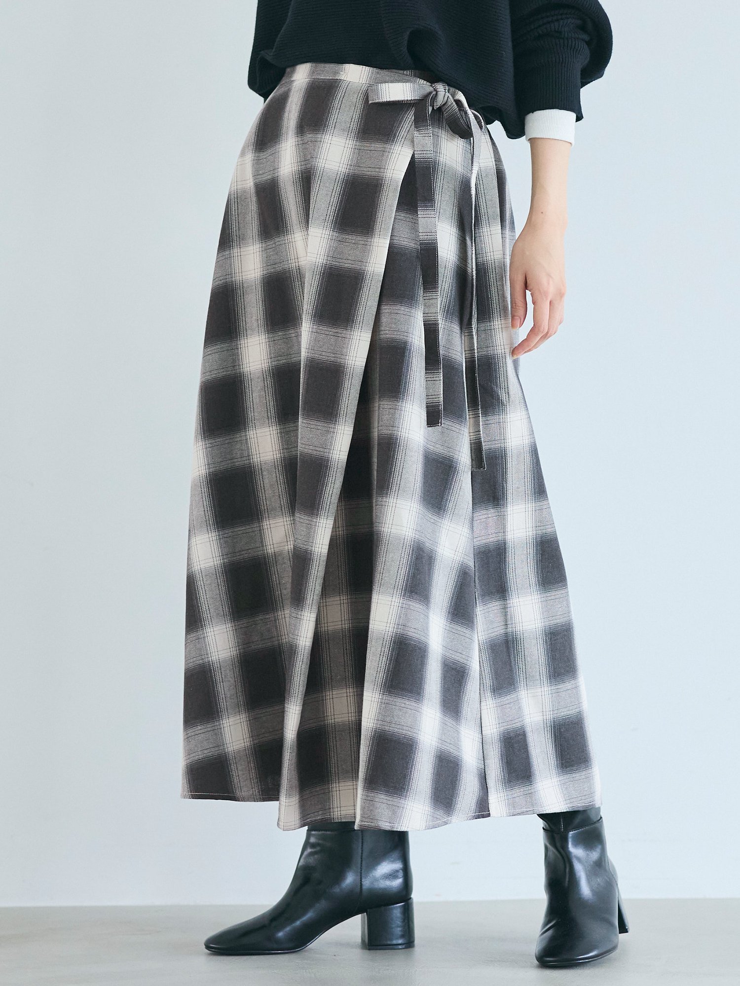 【コカ/COCA】のチェック柄ラップスカート インテリア・キッズ・メンズ・レディースファッション・服の通販 founy(ファニー) 　ファッション　Fashion　レディースファッション　Fashion for Women　スカート　Skirts　シンプル　Simple, Minimal　スニーカー　Sneakers, Trainers　ダウン　Down, Puffer　チェック　Check, Plaid, Tartan　ネップ　Nepp, Slub Yarn　ポケット　Pocket, Pocket Detail　ラップ　Wrap, Wrap Design　リボン　Ribbon, Bow　おすすめ　Recommended / Our Picks　エレガント 上品　Elegant　B|ID: prp329100004692814 ipo3291000000033885124