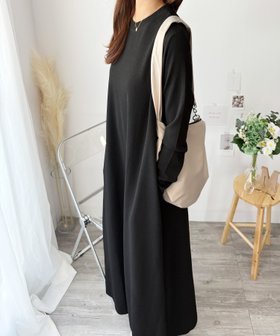 【アミュレット/Amulet】の【Amulet】ワッフル風ロングワンピース 人気、トレンドファッション・服の通販 founy(ファニー) ファッション Fashion レディースファッション Fashion for Women ワンピース Dresses アクセサリー Fashion Accessories シンプル Simple, Minimal スニーカー Sneakers, Trainers ポケット Pocket, Pocket Detail リラックス Relax, Relaxed Fit ロング Long, Long-Length ワッフル Waffle, Waffle Knit 春 Spring 無地 Plain, Solid Color 秋 Autumn A/W・秋冬 Autumn/Winter 長袖 Long Sleeve, Full Sleeve |ID:prp329100004692934