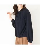 【オフオン/ofuon】のフロントタックデザインブラウス/洗える/WEB限定 人気、トレンドファッション・服の通販 founy(ファニー) ファッション Fashion レディースファッション Fashion for Women トップス・カットソー Cut & Sew Tops シャツ・ブラウス・オフィスカジュアル Elegant Blouses & Button-Ups おすすめ Recommended / Our Picks カフス Cuff Design ストライプ Stripe, Striped Pattern ボトム Bottoms, Lower Wear ビジネス 仕事 通勤 Business / Work / Commuting 冬 Winter / This Winter 夏 Summer 春 Spring 洗える Machine Washable 無地 Plain, Solid Color 秋 Autumn thumbnail ネイビー(無地)|ID: prp329100004693224 ipo3291000000033887379