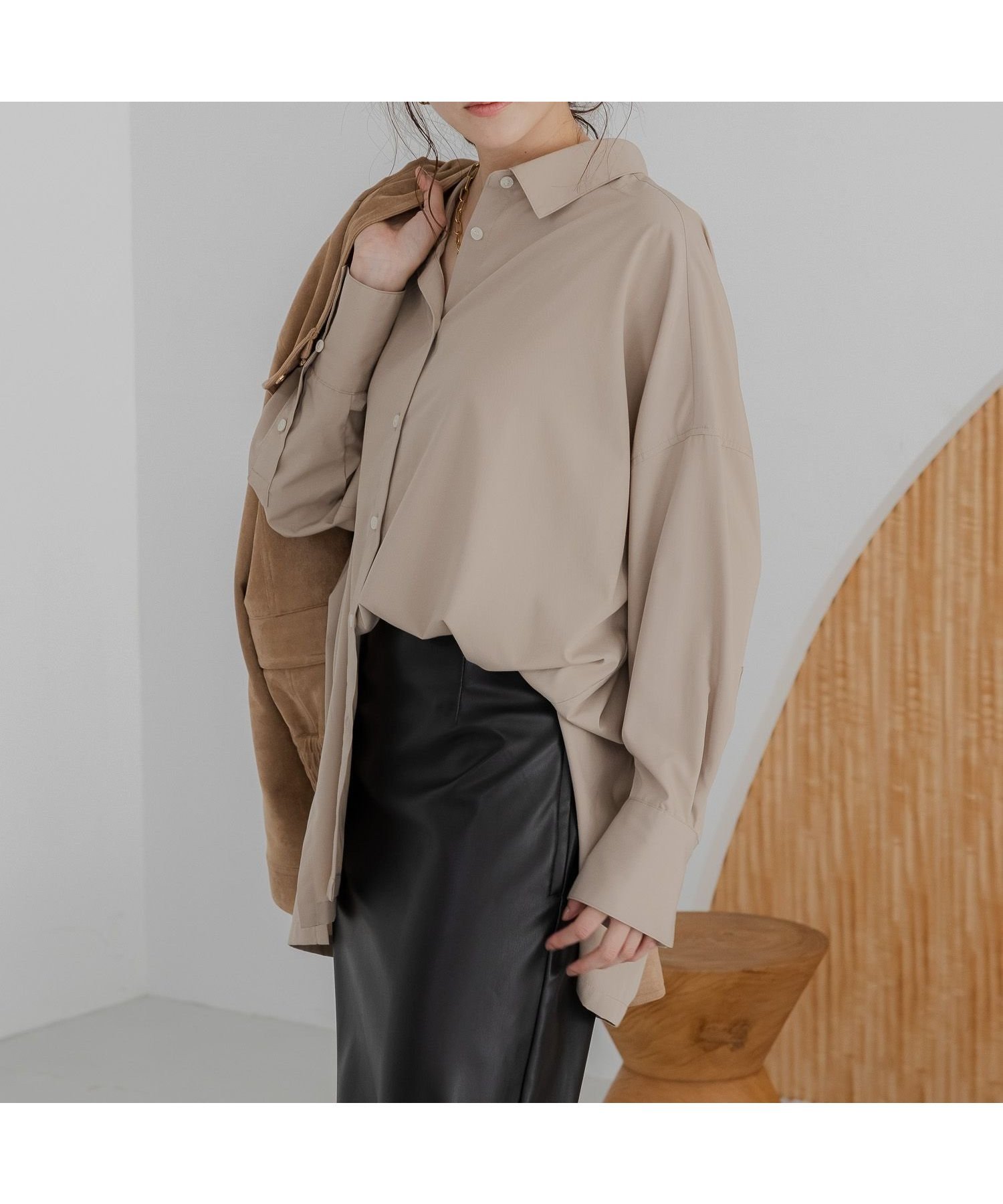 【エルーラ/Elura】のアイロンいらずワイドシャツ/578317 人気、トレンドファッション・服の通販 founy(ファニー) 　ファッション　Fashion　レディースファッション　Fashion for Women　トップス・カットソー　Cut & Sew Tops　シャツ・ブラウス・オフィスカジュアル　Elegant Blouses & Button-Ups　カフス　Cuff Design　スタイリッシュ　Stylish, Fashionable　スリット　Slit, Slit Detail　スリム　Slim, Slim Fit　ブラウジング　Blouson Silhouette, Cinched Waist　ボトム　Bottoms, Lower Wear　リラックス　Relax, Relaxed Fit　ループ　Loop, Loop Knit　ワイド　Wide, Wide Fit　エレガント 上品　Elegant　 other-1|ID: prp329100004693229 ipo3291000000033887406