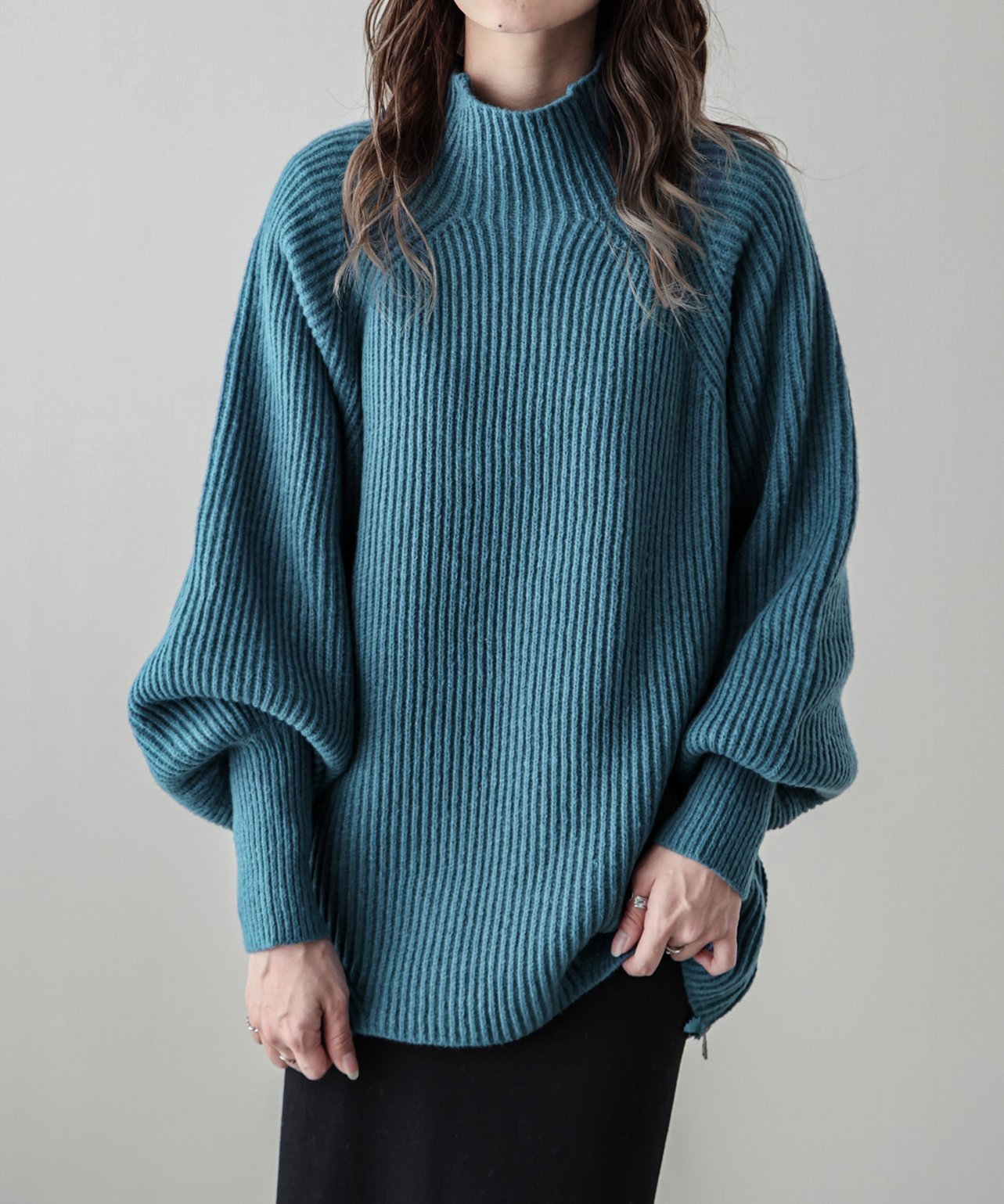 【ラジュール/Lajour】のサイドジップ オーバーサイズニット インテリア・キッズ・メンズ・レディースファッション・服の通販 founy(ファニー) 　ファッション　Fashion　レディースファッション　Fashion for Women　トップス・カットソー　Cut & Sew Tops　ニット　Knit Tops & Sweaters　おすすめ　Recommended / Our Picks　インナー　Innerwear　サイドジップ　Side Zip, Side Zipper　ショルダー　Shoulder, Shoulder Strap　ドロップ　Drop Shoulder, Dropped Style　ブルー|ID: prp329100004693283 ipo3291000000033887671
