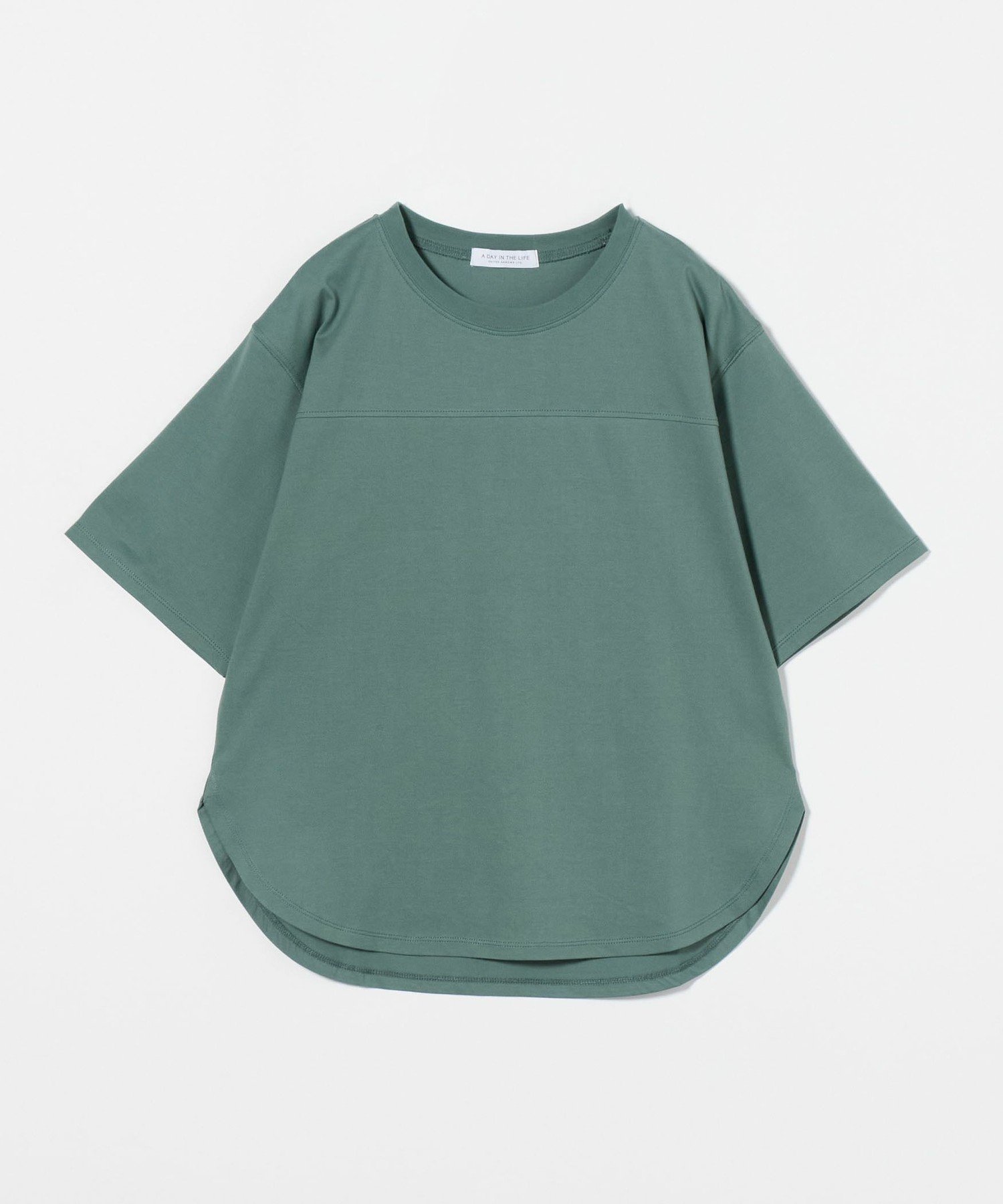 【ユナイテッドアローズ/UNITED ARROWS】のフットボールTシャツ A DAY IN THE LIFE インテリア・キッズ・メンズ・レディースファッション・服の通販 founy(ファニー) 　ファッション　Fashion　レディースファッション　Fashion for Women　トップス・カットソー　Cut & Sew Tops　シャツ・ブラウス・オフィスカジュアル　Elegant Blouses & Button-Ups　ロングTシャツ・Tシャツ　Longline T-Shirts & Tees　サンダル　Sandals, Summer Shoes　シンプル　Simple, Minimal　リラックス　Relax, Relaxed Fit　ワイド　Wide, Wide Fit　KELLY|ID: prp329100004693354 ipo3291000000033888198