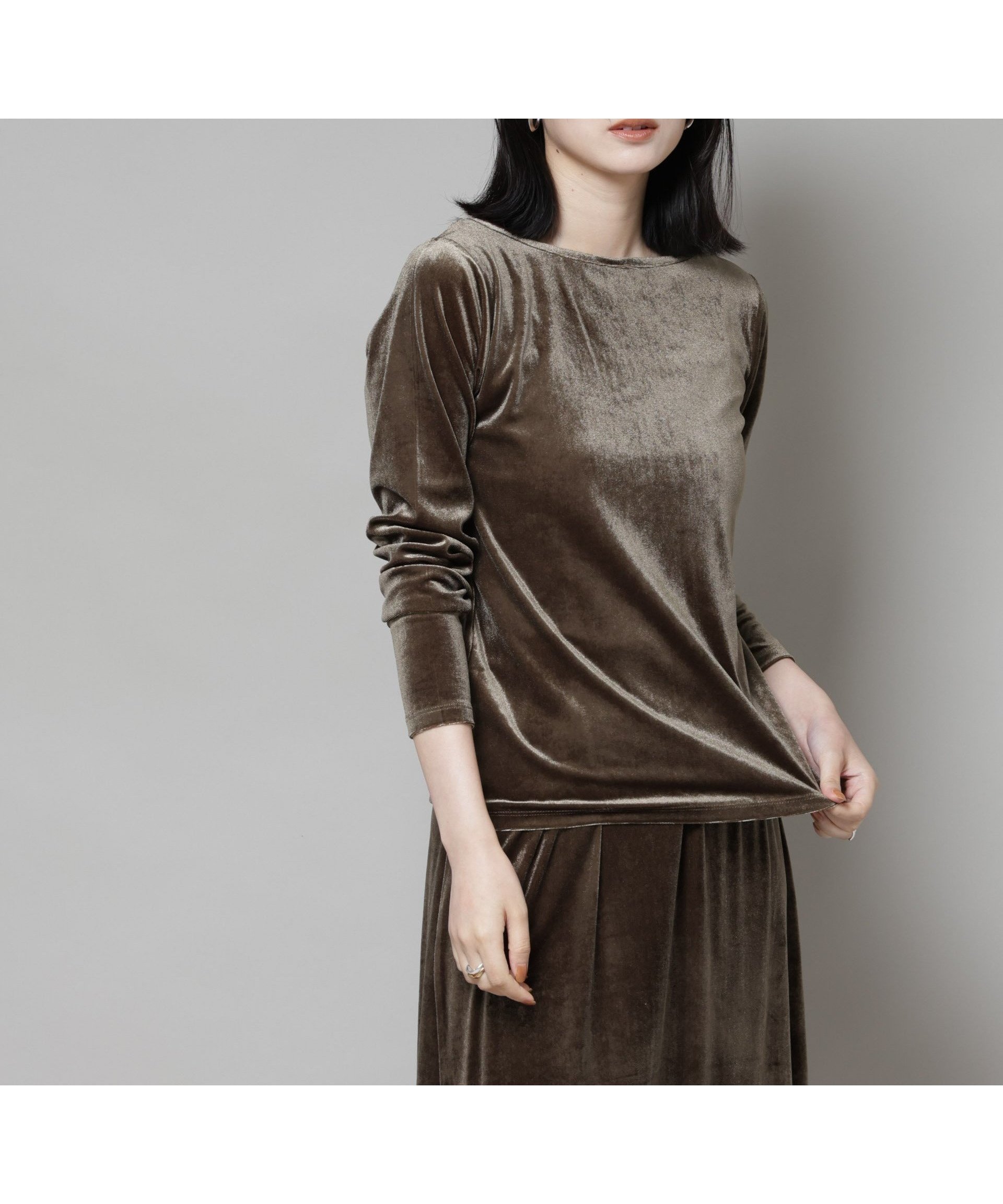 【ナノ ユニバース/nano universe】の前後2wayベロアカットトップス(セットアップ可) 人気、トレンドファッション・服の通販 founy(ファニー) 　ファッション　Fashion　レディースファッション　Fashion for Women　トップス・カットソー　Cut & Sew Tops　ベロアトップス　Velour Tops / Velvet-Look Items　セットアップ　Matching Sets　レディーストップス・ブラウス　Tops & Blouses / Assorted Women's Tops　インナー　Innerwear　エレガント 上品　Elegant　セットアップ　Set-Up, Coordinated Outfit　ドレス　Dress, One-Piece　ベロア　Velour, Soft Velvet　アウトレット　Outlet / Clearance　おすすめ　Recommended / Our Picks　2025年　2025　2025-2026秋冬・A/W　Autumn/Winter 2025–26 AW25–26　 other-1|ID: prp329100004693421 ipo3291000000034286473