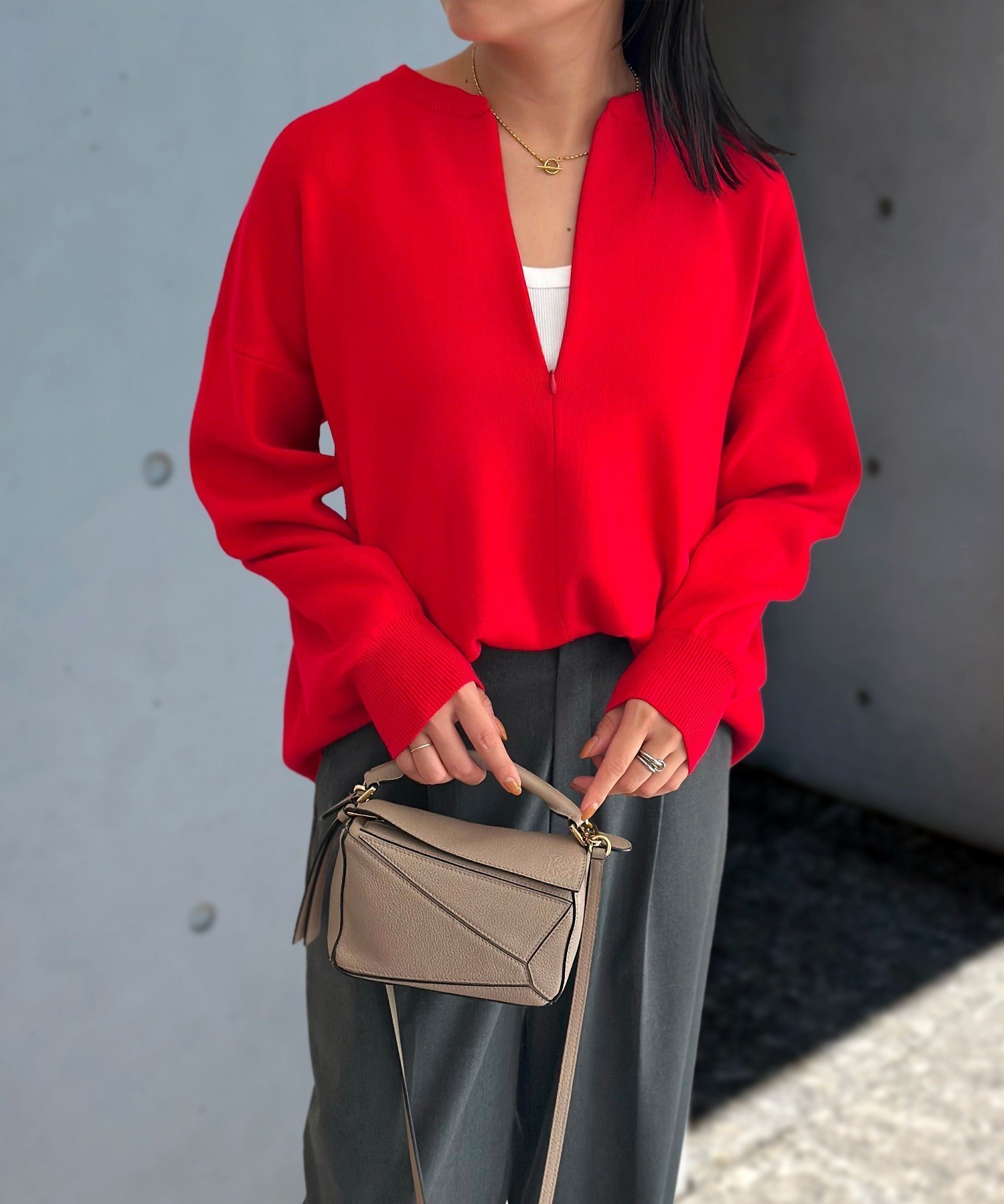 【スタイルドア/STYLEDOOR】のフロント2wayニットプルオーバー インテリア・キッズ・メンズ・レディースファッション・服の通販 founy(ファニー) 　ファッション　Fashion　レディースファッション　Fashion for Women　トップス・カットソー　Cut & Sew Tops　ニット　Knit Tops & Sweaters　カジュアルプルオーバー・ニットトップス　Pullovers & Knit Tops / Casual Pullovers　インナー　Innerwear　キャミソール　Camisole, Spaghetti Strap Top　クール　Cool, Chic　サテン　Satin, Glossy Fabric　シンプル　Simple, Minimal　タンク　Tank Top, Sleeveless Top　タートル　Turtleneck, Turtle Collar　デニム　Denim, Jeans Material　フロント　Front, Front Design　ベーシック　Basic, Essential　ボトム　Bottoms, Lower Wear　ボーダー　Border, Stripe　無地　Plain, Solid Color　ワイド　Wide, Wide Fit　レッド|ID: prp329100004693469 ipo3291000000034030238