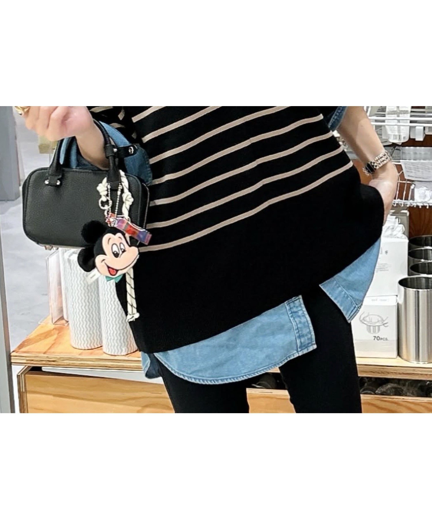 【スタイルドア/STYLEDOOR】のフロント2wayニットプルオーバー インテリア・キッズ・メンズ・レディースファッション・服の通販 founy(ファニー) 　ファッション　Fashion　レディースファッション　Fashion for Women　トップス・カットソー　Cut & Sew Tops　ニット　Knit Tops & Sweaters　カジュアルプルオーバー・ニットトップス　Pullovers & Knit Tops / Casual Pullovers　インナー　Innerwear　キャミソール　Camisole, Spaghetti Strap Top　クール　Cool, Chic　サテン　Satin, Glossy Fabric　シンプル　Simple, Minimal　タンク　Tank Top, Sleeveless Top　タートル　Turtleneck, Turtle Collar　デニム　Denim, Jeans Material　フロント　Front, Front Design　ベーシック　Basic, Essential　ボトム　Bottoms, Lower Wear　ボーダー　Border, Stripe　無地　Plain, Solid Color　ワイド　Wide, Wide Fit　ブラック他|ID: prp329100004693469 ipo3291000000036071226