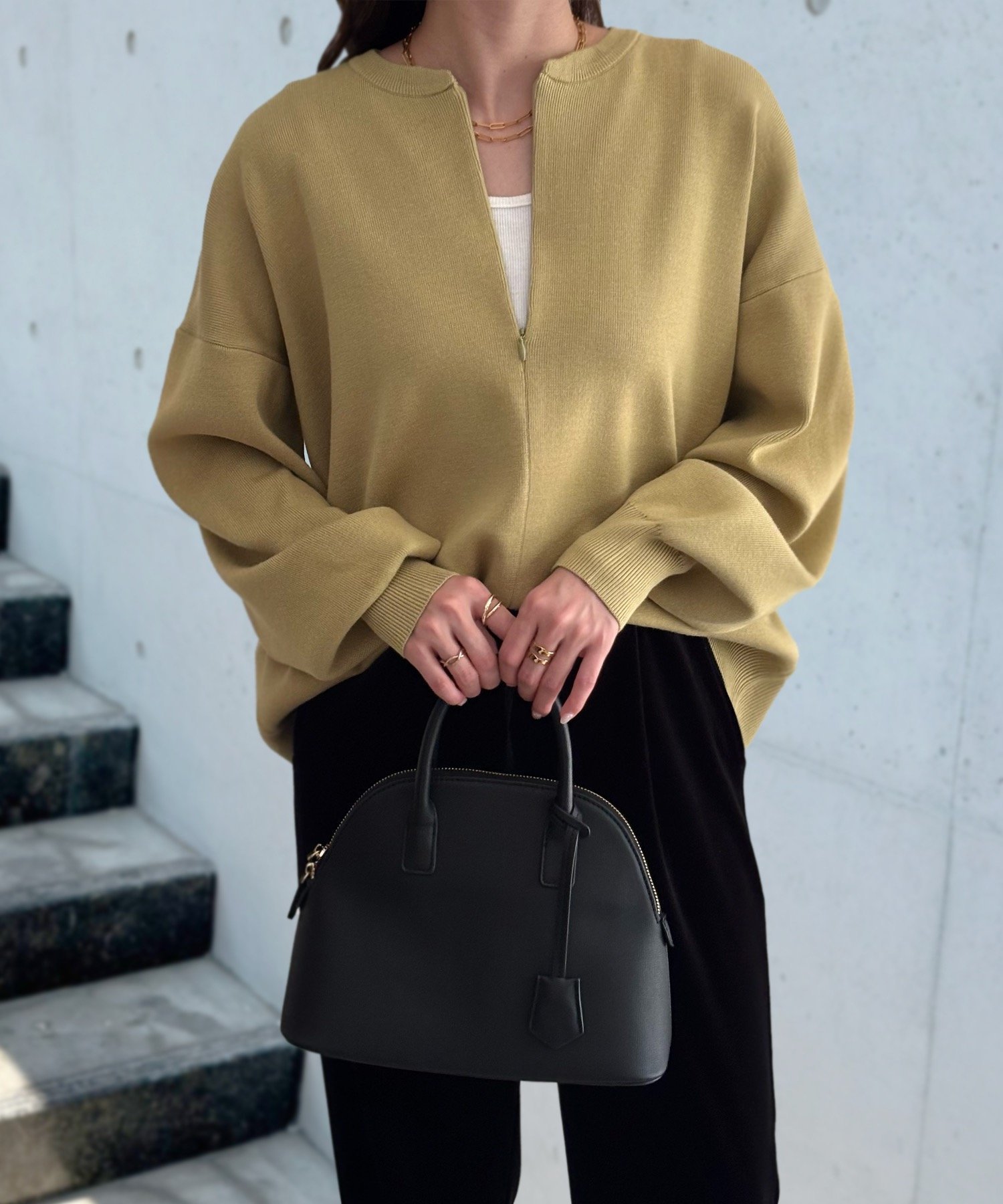 【スタイルドア/STYLEDOOR】のフロント2wayニットプルオーバー インテリア・キッズ・メンズ・レディースファッション・服の通販 founy(ファニー) 　ファッション　Fashion　レディースファッション　Fashion for Women　トップス・カットソー　Cut & Sew Tops　ニット　Knit Tops & Sweaters　カジュアルプルオーバー・ニットトップス　Pullovers & Knit Tops / Casual Pullovers　インナー　Innerwear　キャミソール　Camisole, Spaghetti Strap Top　クール　Cool, Chic　サテン　Satin, Glossy Fabric　シンプル　Simple, Minimal　タンク　Tank Top, Sleeveless Top　タートル　Turtleneck, Turtle Collar　デニム　Denim, Jeans Material　フロント　Front, Front Design　ベーシック　Basic, Essential　ボトム　Bottoms, Lower Wear　ボーダー　Border, Stripe　無地　Plain, Solid Color　ワイド　Wide, Wide Fit　セージグリーン|ID: prp329100004693469 ipo3291000000036071228