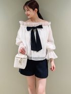 【スナイデル/SNIDEL】の2wayボリュームブラウス 人気、トレンドファッション・服の通販 founy(ファニー) ファッション Fashion レディースファッション Fashion for Women トップス・カットソー Cut & Sew Tops シャツ・ブラウス・オフィスカジュアル Elegant Blouses & Button-Ups ギャザー Gathered, Ruffled スタンド Stand Collar, Upright Stand スリーブ Sleeve, Long Sleeve / Short Sleeve デニム Denim, Jeans Material ドット Polka Dot, Dot Pattern ボトム Bottoms, Lower Wear マーメイド Mermaid, Fishtail Silhouette リボン Ribbon, Bow エレガント 上品 Elegant thumbnail WHT[001]|ID: prp329100004693472 ipo3291000000033889291