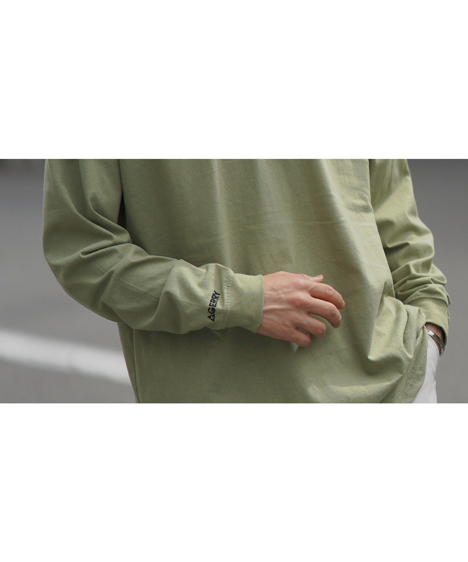【その他のブランド/Other】のGERRY ジェリー 別注 ワッペン 刺しゅう 長袖Tシャツ インテリア・キッズ・メンズ・レディースファッション・服の通販 founy(ファニー) 　ファッション　Fashion　レディースファッション　Fashion for Women　トップス・カットソー　Cut & Sew Tops　シャツ・ブラウス・オフィスカジュアル　Elegant Blouses & Button-Ups　ロングTシャツ・Tシャツ　Longline T-Shirts & Tees　アウトドア　Outdoor Clothing　アメリカン　American Style　カーゴパンツ　Cargo Pants, Utility Pants　ショーツ　Shorts, Short Pants　デニム　Denim, Jeans Material　トレンド　Trend, Trending Now　定番　Standard, Basic Item　長袖　Long Sleeve, Full Sleeve　パープル　Purple, Violet　別注　Limited Edition, Custom Order　ワイド　Wide, Wide Fit　ワンポイント　One Point, Statement Accent　おすすめ　Recommended / Our Picks　カーキ|ID: prp329100004693616 ipo3291000000033890745