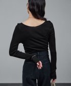 【サロン アダム エ ロペ/SALON adam et rope'】のHug Silkラウンドネックプルオーバー 2 / 新色追加 人気、トレンドファッション・服の通販 founy(ファニー) ファッション Fashion レディースファッション Fashion for Women トップス・カットソー Cut & Sew Tops カジュアルプルオーバー・ニットトップス Pullovers & Knit Tops / Casual Pullovers インナー Innerwear シルク Silk, 100% Silk スリーブ Sleeve, Long Sleeve / Short Sleeve デコルテ Décolleté, Neckline ロング Long, Long-Length thumbnail ブラック(01)|ID: prp329100004693650 ipo3291000000033891056