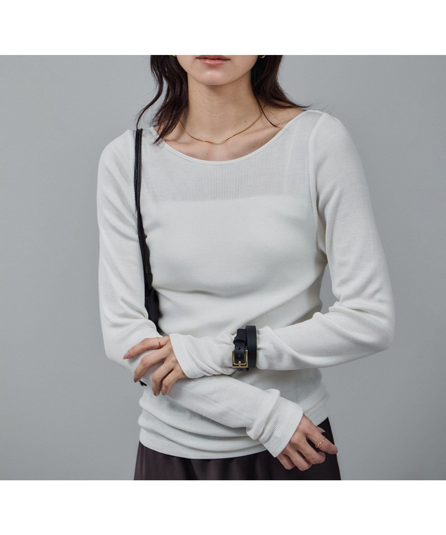 【サロン アダム エ ロペ/SALON adam et rope'】のHug Silkラウンドネックプルオーバー 2 / 新色追加 インテリア・キッズ・メンズ・レディースファッション・服の通販 founy(ファニー) 　ファッション　Fashion　レディースファッション　Fashion for Women　トップス・カットソー　Cut & Sew Tops　カジュアルプルオーバー・ニットトップス　Pullovers & Knit Tops / Casual Pullovers　インナー　Innerwear　シルク　Silk, 100% Silk　スリーブ　Sleeve, Long Sleeve / Short Sleeve　デコルテ　Décolleté, Neckline　ロング　Long, Long-Length　オフホワイト(15)|ID: prp329100004693650 ipo3291000000033891057