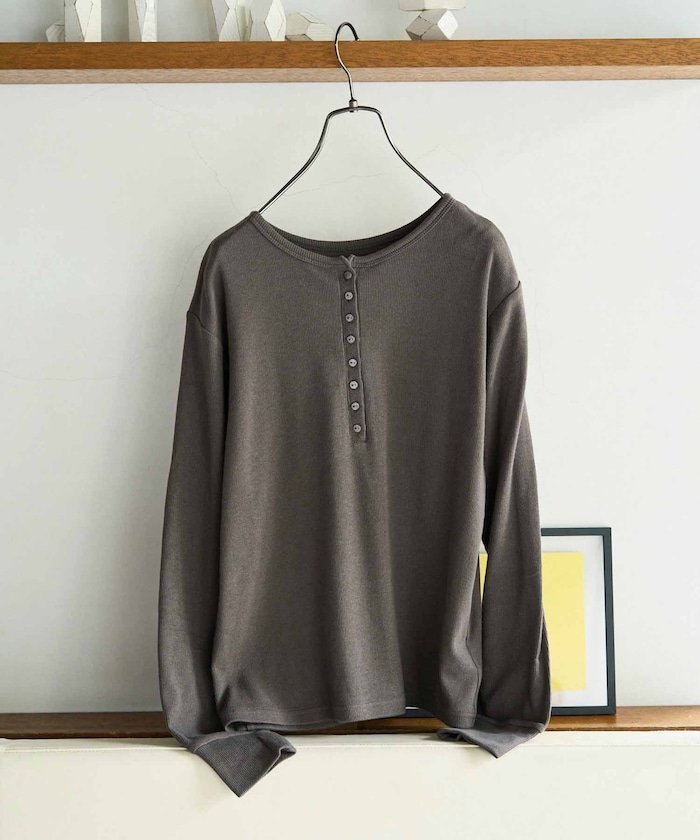 【フリークスストア/FREAK'S STORE】のGinger ヘンリーネック ロング スリーブ トップス【限定展開】 25AW インテリア・キッズ・メンズ・レディースファッション・服の通販 founy(ファニー) 　ファッション　Fashion　レディースファッション　Fashion for Women　トップス・カットソー　Cut & Sew Tops　2025年　2025　2025-2026秋冬・A/W　Autumn/Winter 2025–26 AW25–26　冬　Winter / This Winter　おすすめ　Recommended / Our Picks　インナー　Innerwear　スリーブ　Sleeve, Long Sleeve / Short Sleeve　フィット　Fit, Slim Fit　プチプライス・低価格　Affordable / Budget Price　ベーシック　Basic, Essential　ロング　Long, Long-Length　抗菌　Antibacterial, Bacteria-Resistant　A/W・秋冬　Autumn/Winter　ブラウン|ID: prp329100004693656 ipo3291000000034284203