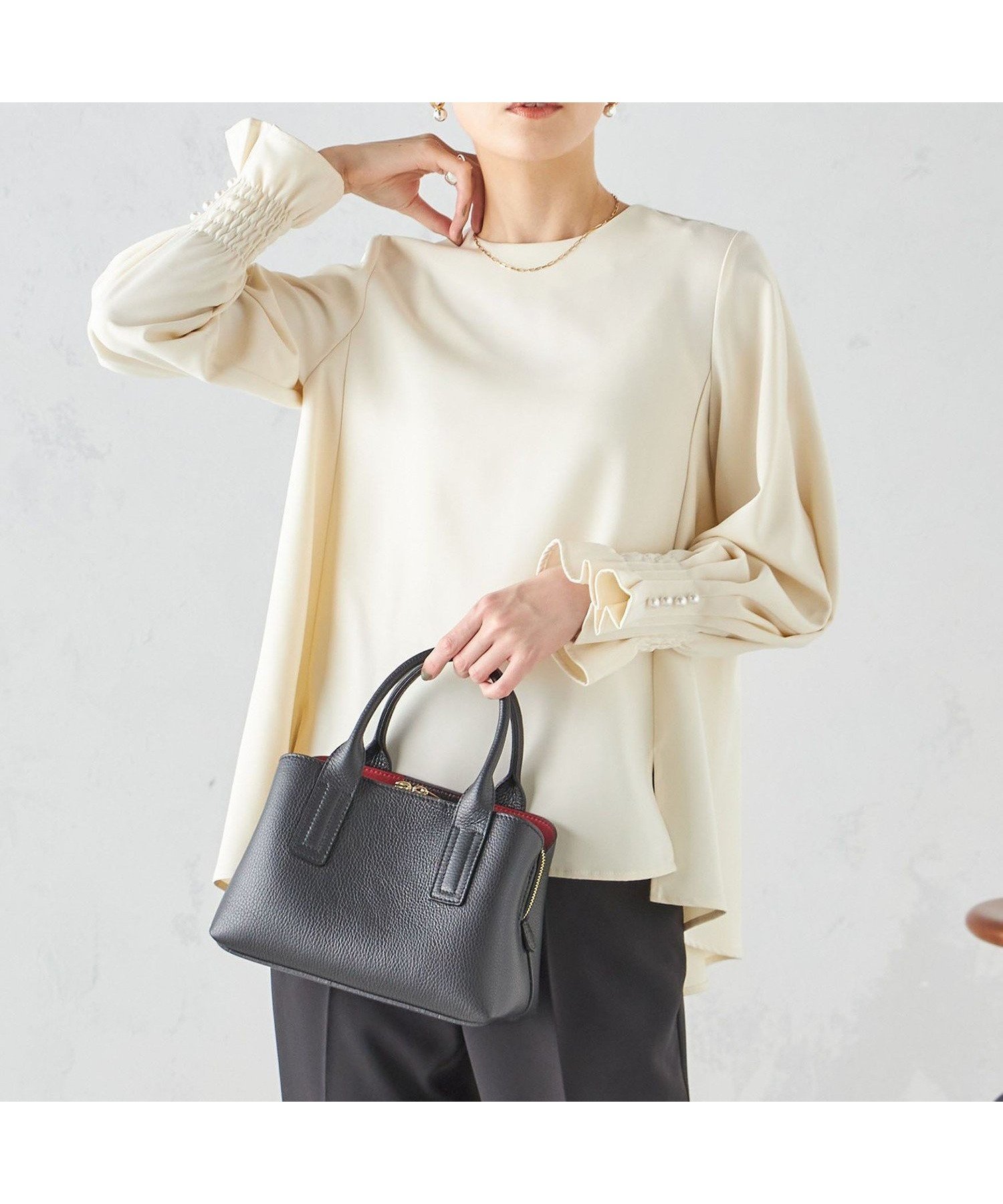 【シップス フォー ウィメン/SHIPS】の手洗い可能 キャンディ スリーブ ブラウス * パンツ セットアップ インテリア・キッズ・メンズ・レディースファッション・服の通販 founy(ファニー) 　ファッション　Fashion　レディースファッション　Fashion for Women　セットアップ　Matching Sets　レディースパンツ・ボトムス　Pants & Trousers / Bottoms　アクセサリー　Fashion Accessories　アンクル　Ankle-Length Design　シャーリング　Shirring, Ruched　スリーブ　Sleeve, Long Sleeve / Short Sleeve　セットアップ　Set-Up, Coordinated Outfit　センター　Center, Center Line　ダブル　Double, Double-Breasted　バランス　Balance, Style Balance　フリル　Frill, Ruffle　フレア　Flare, Flared　別注　Limited Edition, Custom Order　ヨーク　Yoke, Yoke Design　おすすめ　Recommended / Our Picks　セレモニー　Ceremony　オフホワイト|ID: prp329100004693679 ipo3291000000033891293