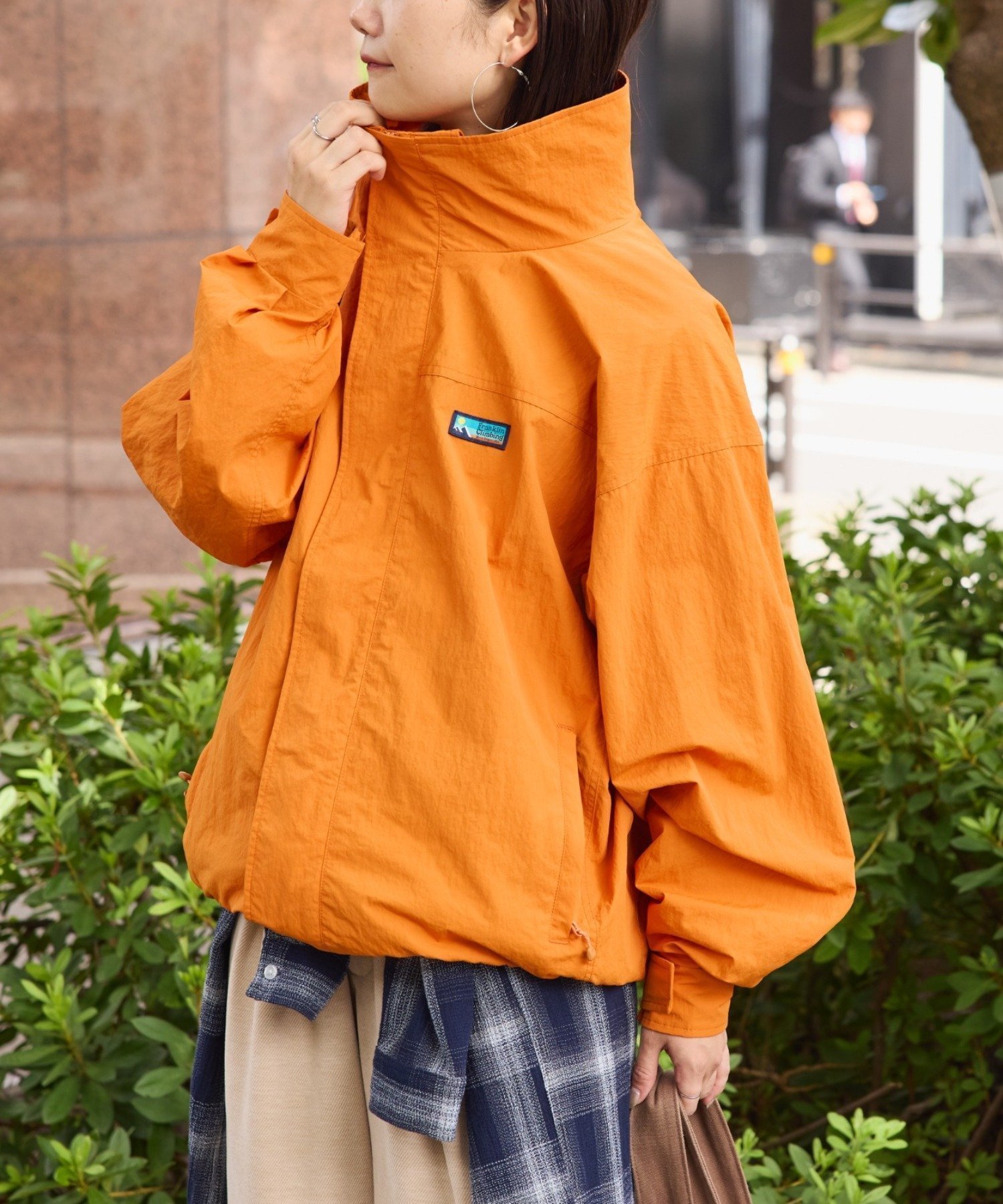 【チャオパニックティピー/CIAOPANIC TYPY】の【Franklin Climbing】ユニセックスカスケードスタンドジャケット インテリア・キッズ・メンズ・レディースファッション・服の通販 founy(ファニー) 　ファッション　Fashion　レディースファッション　Fashion for Women　アウター　Coat / Outerwear Collection　レディースジャケット・軽アウター　Jackets　アウトドア　Outdoor Clothing　今季　This Season, Current Season　ジャケット　Jacket, Outerwear　スウェット / スエット　Sweatshirt, Sweatwear　人気　Popular, Best Seller　ハイネック　High Neck, Mock Neck　バランス　Balance, Style Balance　ブルゾン　Blouson, Bomber Jacket　メンズ　Men's, Menswear　モチーフ　Motif, Design Theme　ワンポイント　One Point, Statement Accent　冬　Winter / This Winter　おすすめ　Recommended / Our Picks　オレンジ|ID: prp329100004693754 ipo3291000000034435748