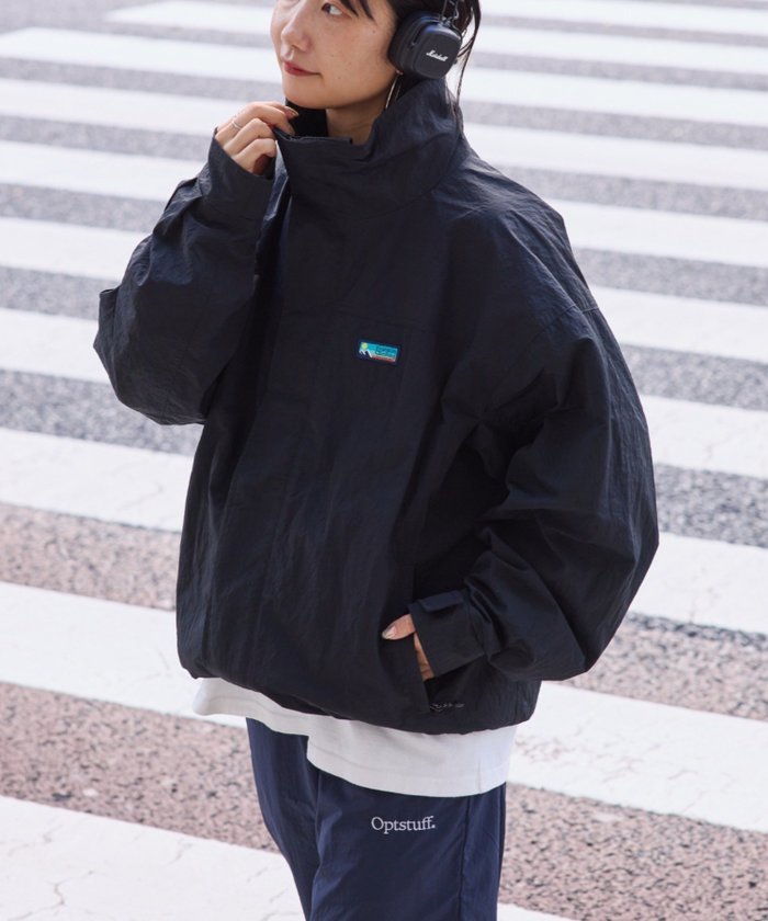 【チャオパニックティピー/CIAOPANIC TYPY】の【Franklin Climbing】ユニセックスカスケードスタンドジャケット インテリア・キッズ・メンズ・レディースファッション・服の通販 founy(ファニー) https://founy.com/ ファッション Fashion レディースファッション Fashion for Women アウター Coat / Outerwear Collection レディースジャケット・軽アウター Jackets アウトドア Outdoor Clothing 今季 This Season, Current Season ジャケット Jacket, Outerwear スウェット / スエット Sweatshirt, Sweatwear 人気 Popular, Best Seller ハイネック High Neck, Mock Neck バランス Balance, Style Balance ブルゾン Blouson, Bomber Jacket メンズ Men's, Menswear モチーフ Motif, Design Theme ワンポイント One Point, Statement Accent 冬 Winter / This Winter おすすめ Recommended / Our Picks |ID: prp329100004693754 ipo3291000000034521908