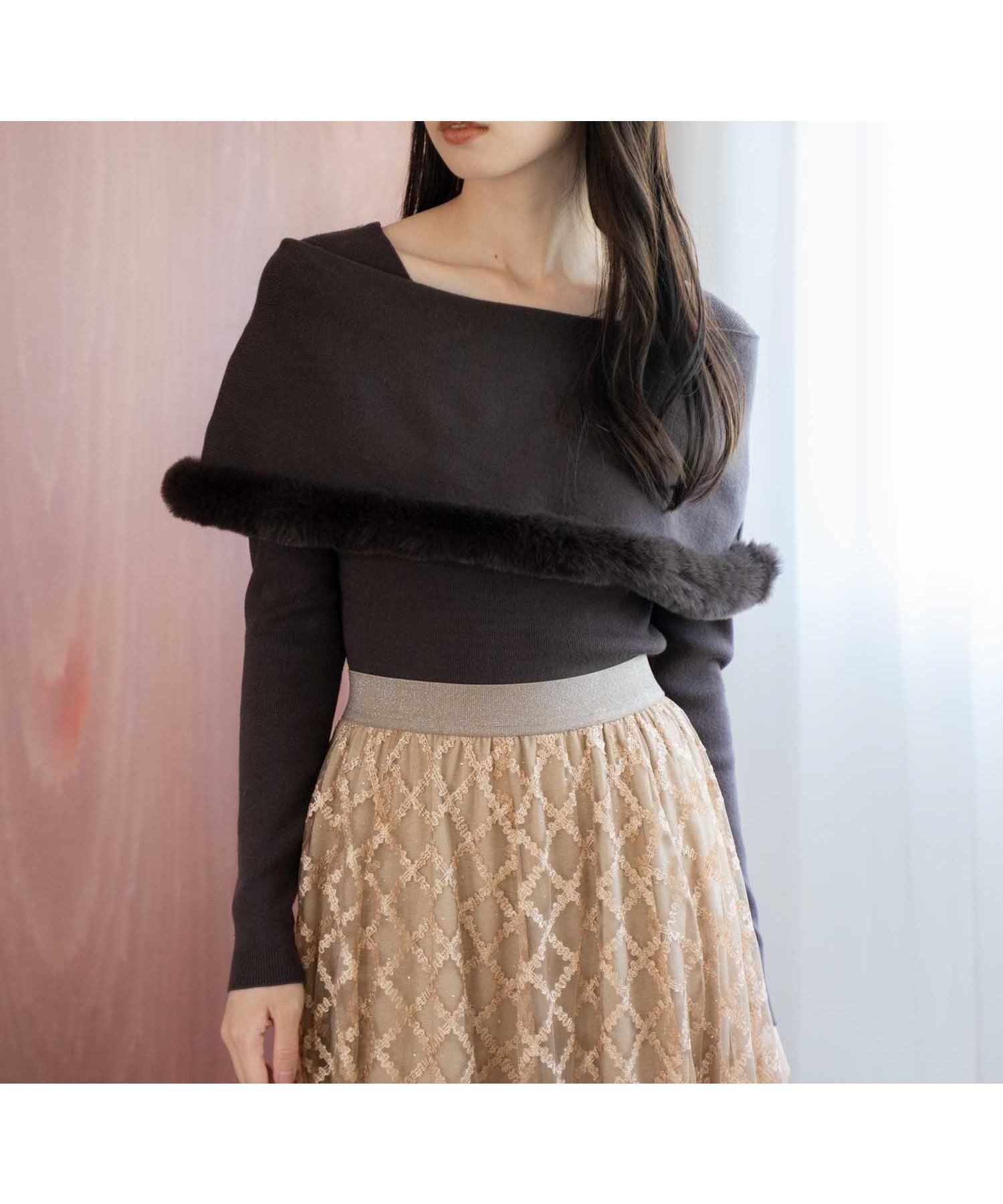 【ノエラ/Noela】のファートリムニット インテリア・キッズ・メンズ・レディースファッション・服の通販 founy(ファニー) 　ファッション　Fashion　レディースファッション　Fashion for Women　トップス・カットソー　Cut & Sew Tops　ニット　Knit Tops & Sweaters　おすすめ　Recommended / Our Picks　フェイクファー　Faux Fur, Imitation Fur　ポケット　Pocket, Pocket Detail　チャ|ID: prp329100004693786 ipo3291000000033891890