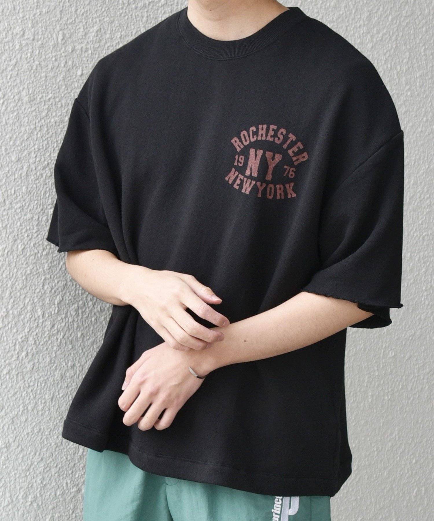 【シップス フォー ウィメン/SHIPS】のSHIPS any ドライタッチ 吊り裏毛 ヴィンテージライク カレッジ スウェット Tシャツ インテリア・キッズ・メンズ・レディースファッション・服の通販 founy(ファニー) 　ファッション　Fashion　レディースファッション　Fashion for Women　トップス・カットソー　Cut & Sew Tops　シャツ・ブラウス・オフィスカジュアル　Elegant Blouses & Button-Ups　レディースパーカー・カジュアルフーディー　Casual Hoodies & Sweatshirts　ロングTシャツ・Tシャツ　Longline T-Shirts & Tees　スウェット・クルーネックトップス　Sweatshirts & Crewnecks / Relaxed Fit Sweat Tops　ウォッシュ　Washed Finish　ヴィンテージ　Vintage Style　ショルダー　Shoulder, Shoulder Strap　スウェット / スエット　Sweatshirt, Sweatwear　ドロップ　Drop Shoulder, Dropped Style　手編み　Hand-Knitted, Handmade Knit　プリント　Print, Printed Pattern　ベーシック　Basic, Essential　無地　Plain, Solid Color　おすすめ　Recommended / Our Picks　夏　Summer　ブラック|ID: prp329100004693856 ipo3291000000033892343