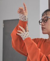 【アーバンリサーチ ドアーズ/URBAN RESEARCH DOORS】の袖ドット柄切替ロングTシャツ 人気、トレンドファッション・服の通販 founy(ファニー) ファッション Fashion レディースファッション Fashion for Women トップス・カットソー Cut & Sew Tops シャツ・ブラウス・オフィスカジュアル Elegant Blouses & Button-Ups ロングTシャツ・Tシャツ Longline T-Shirts & Tees 2025年 2025 2025-2026秋冬・A/W Autumn/Winter 2025–26 AW25–26 冬 Winter / This Winter インナー Innerwear カットソー Cut and Sewn Top シンプル Simple, Minimal ジャケット Jacket, Outerwear チュール Tulip, Tulip Motif トレンド Trend, Trending Now ドット Polka Dot, Dot Pattern ベーシック Basic, Essential ロング Long, Long-Length 切替 Switching, Contrast Panel 日本製 Made In Japan A/W・秋冬 Autumn/Winter |ID:prp329100004693857