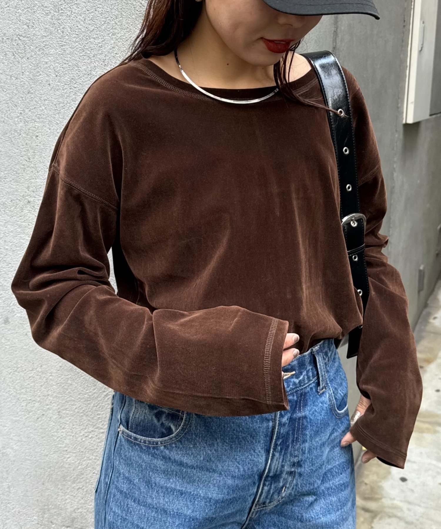 【チャオパニックティピー/CIAOPANIC TYPY】のサイドスリットシアーフロッキーベロア見えトップス インテリア・キッズ・メンズ・レディースファッション・服の通販 founy(ファニー) 　ファッション　Fashion　レディースファッション　Fashion for Women　トップス・カットソー　Cut & Sew Tops　ベロアトップス　Velour Tops / Velvet-Look Items　シンプル　Simple, Minimal　スリット　Slit, Slit Detail　デニム　Denim, Jeans Material　トレンド　Trend, Trending Now　ベロア　Velour, Soft Velvet　メッシュ　Mesh, Net Fabric　ロング　Long, Long-Length　おすすめ　Recommended / Our Picks　ブラウン|ID: prp329100004693870 ipo3291000000033892568
